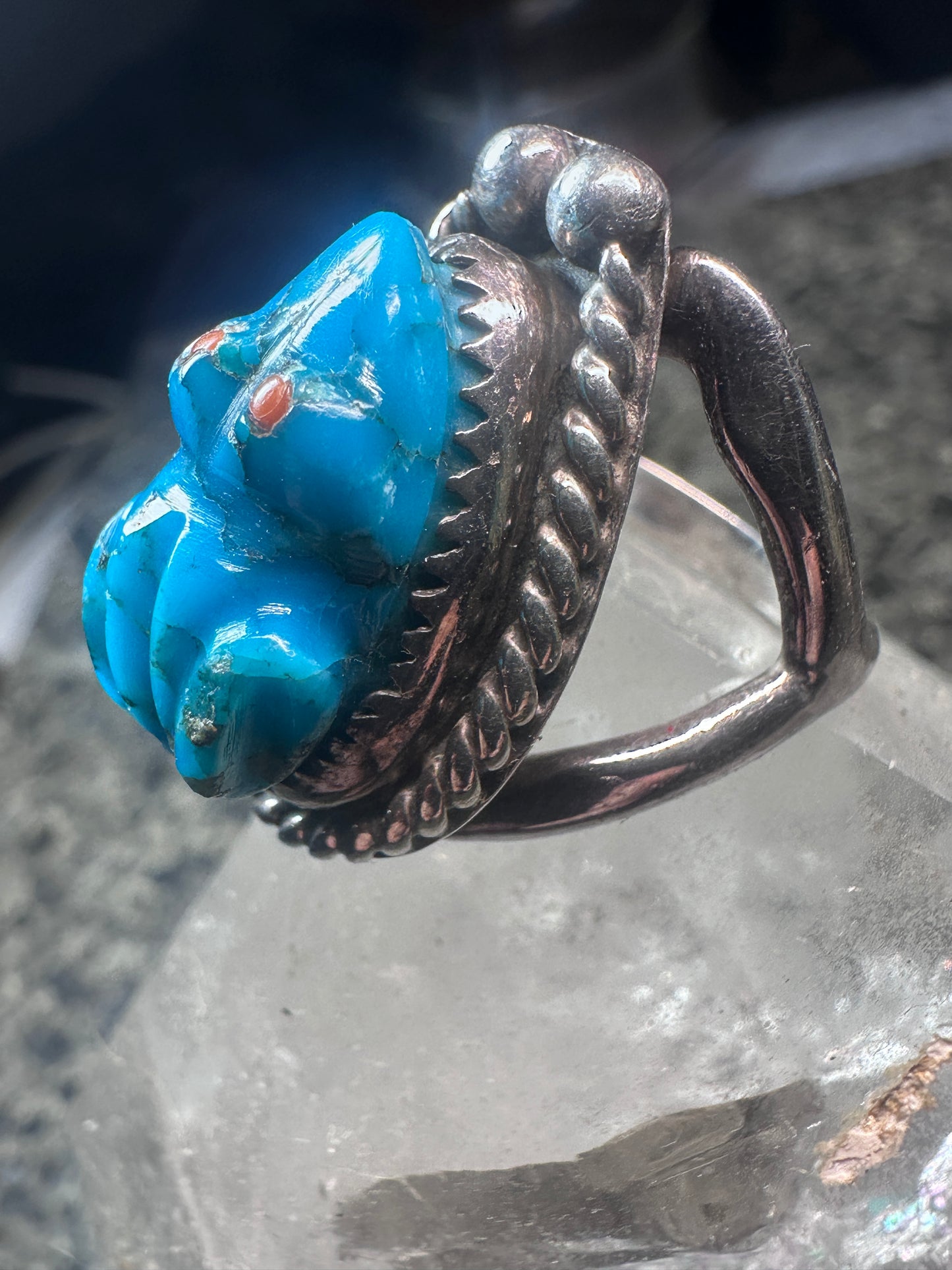 Carved Frog ring coral Inlaid eyes size 5.75 pinky Sterling silver women girls