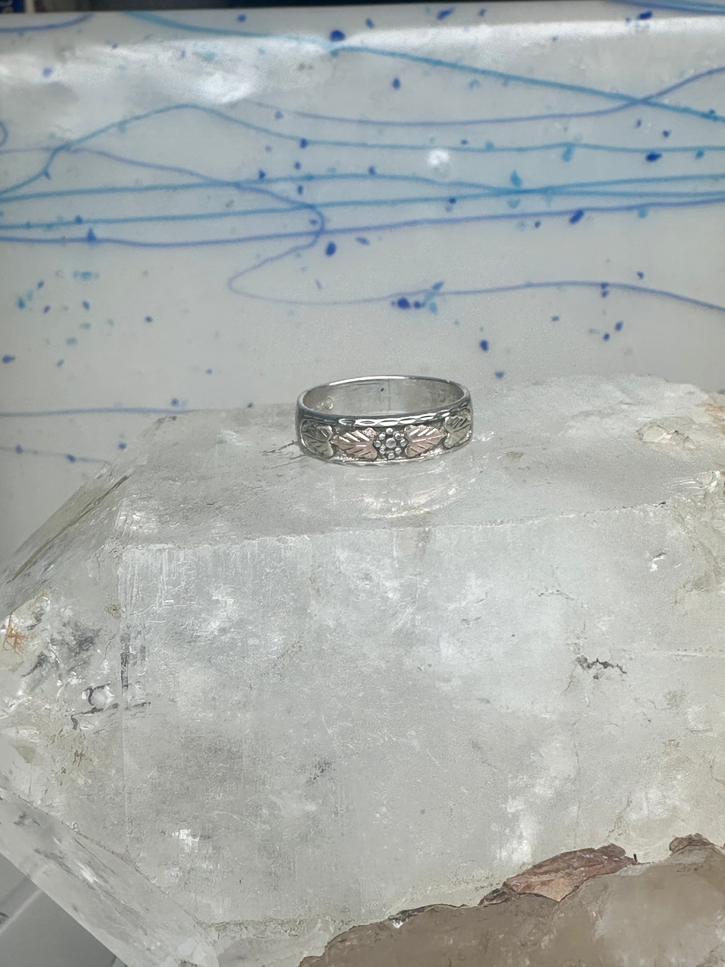 Black Hills Gold ring leaves wedding band size 12 sterling silver women men