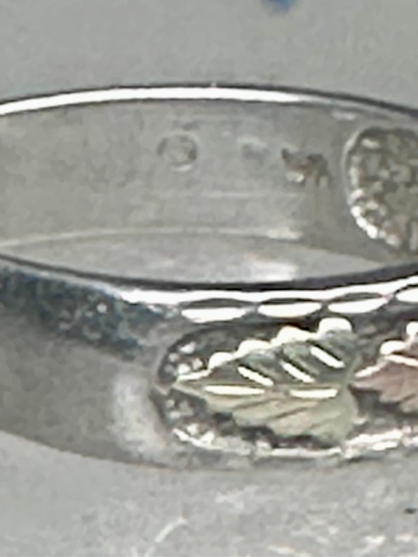 Black Hills Gold ring leaves wedding band size 12 sterling silver women men
