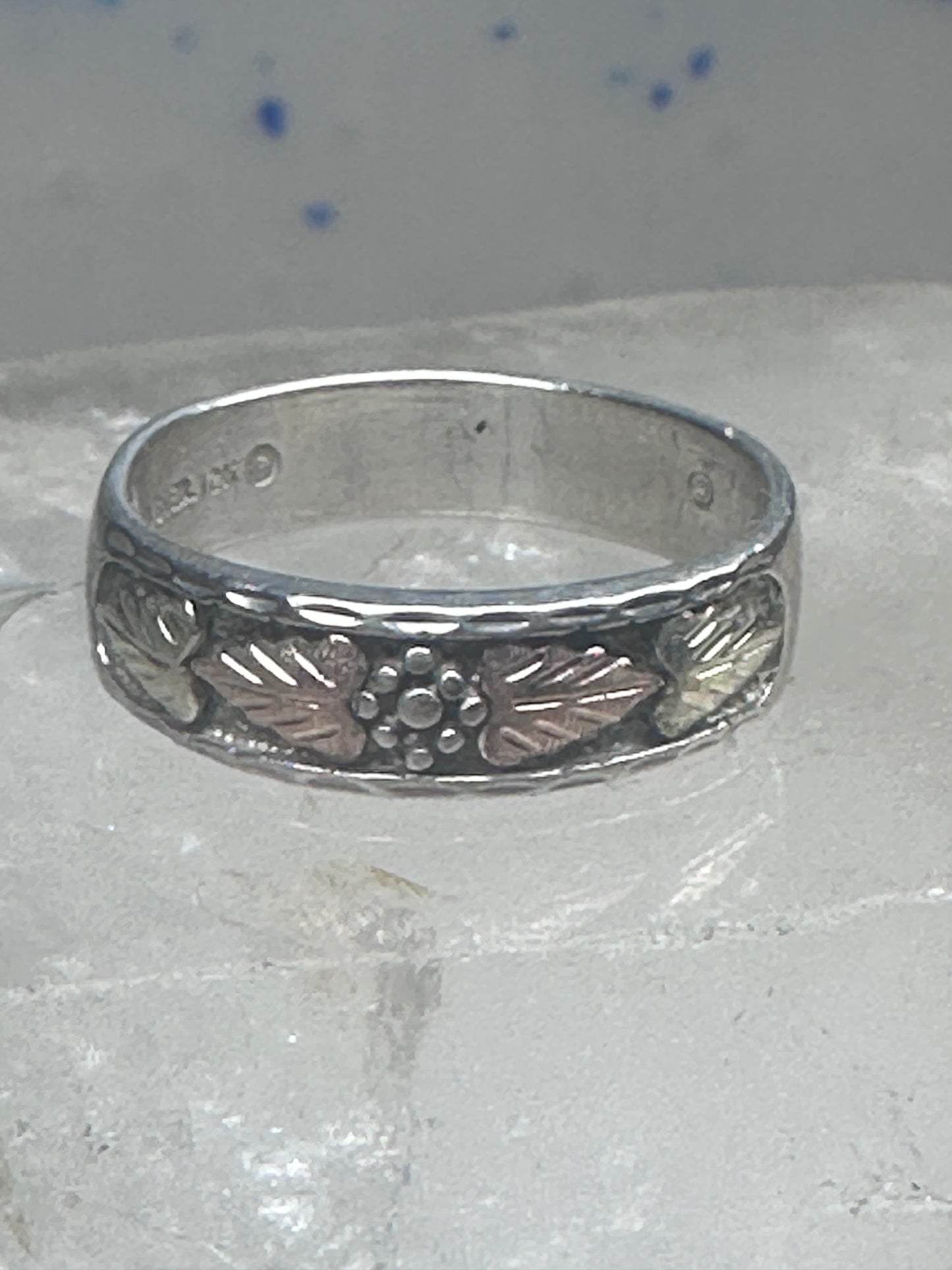 Black Hills Gold ring leaves wedding band size 12 sterling silver women men
