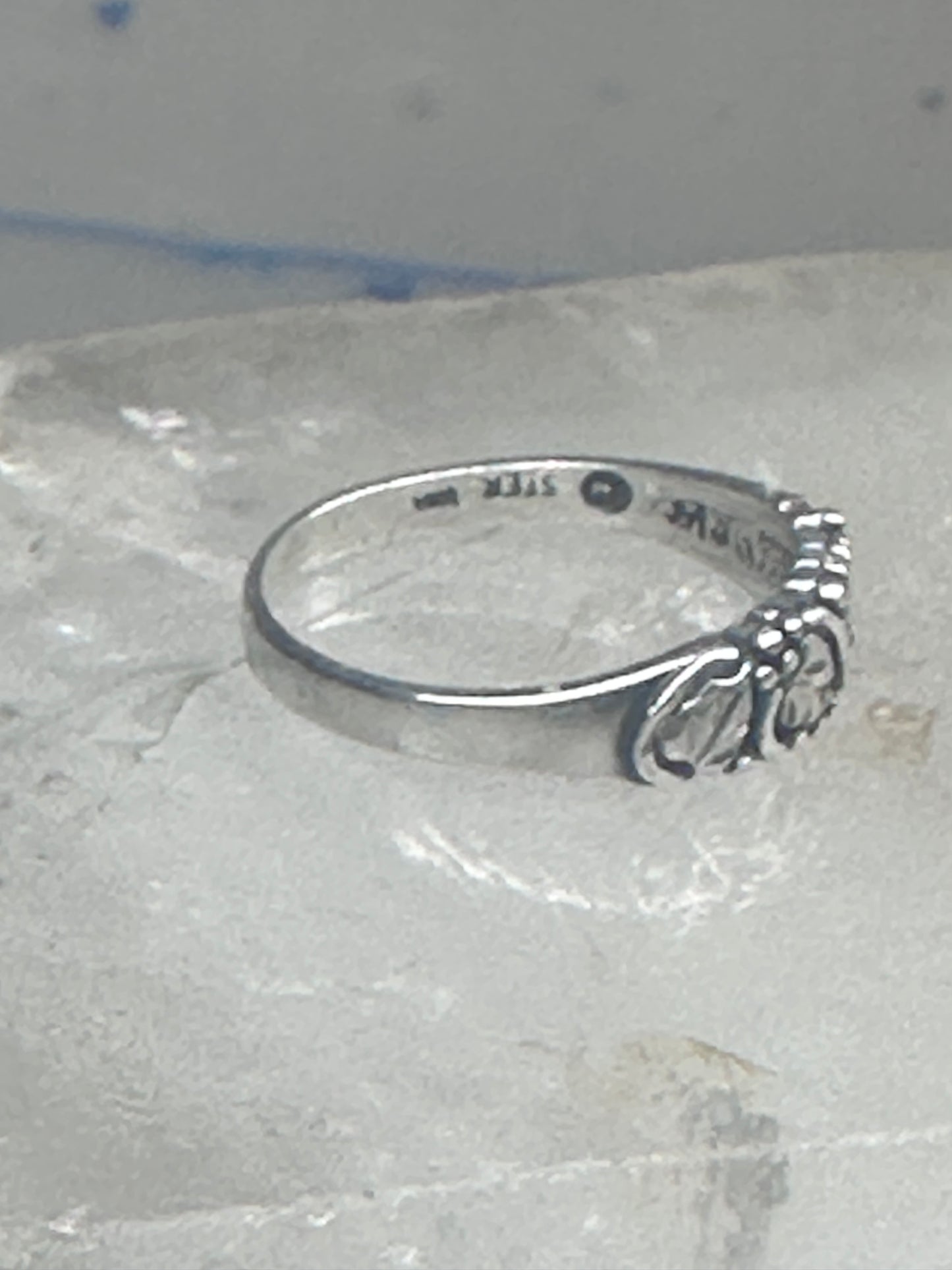 Black Hills Gold ring slender leaves pinky band size 5.75 sterling silver women