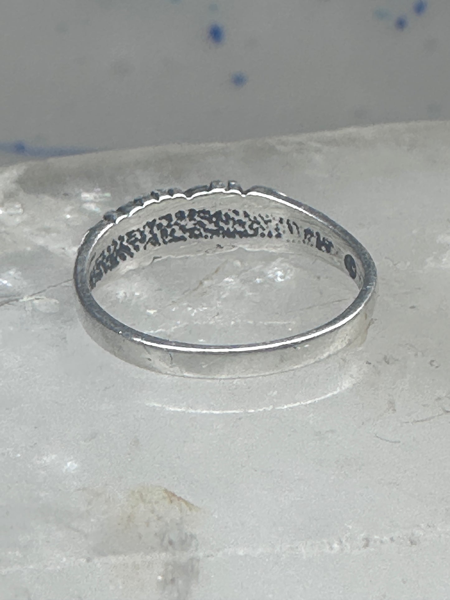 Black Hills Gold ring slender leaves pinky band size 5.75 sterling silver women