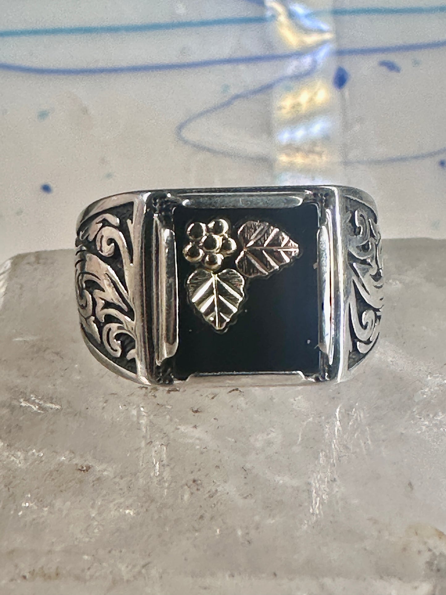 Black Hills Gold ring Leaves Onyx band size 11 sterling silver men