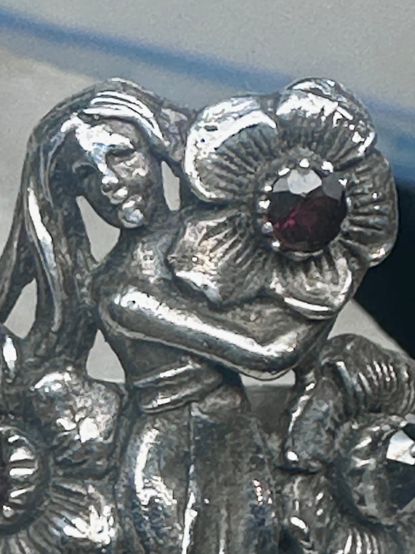 Vintage figurative lady flower band ring size 9.50 sterling silver women