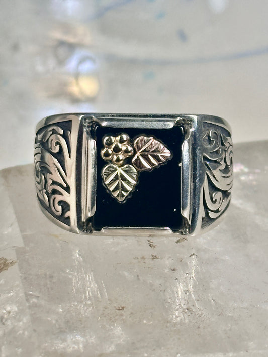 Black Hills Gold ring Leaves Onyx band size 11 sterling silver men