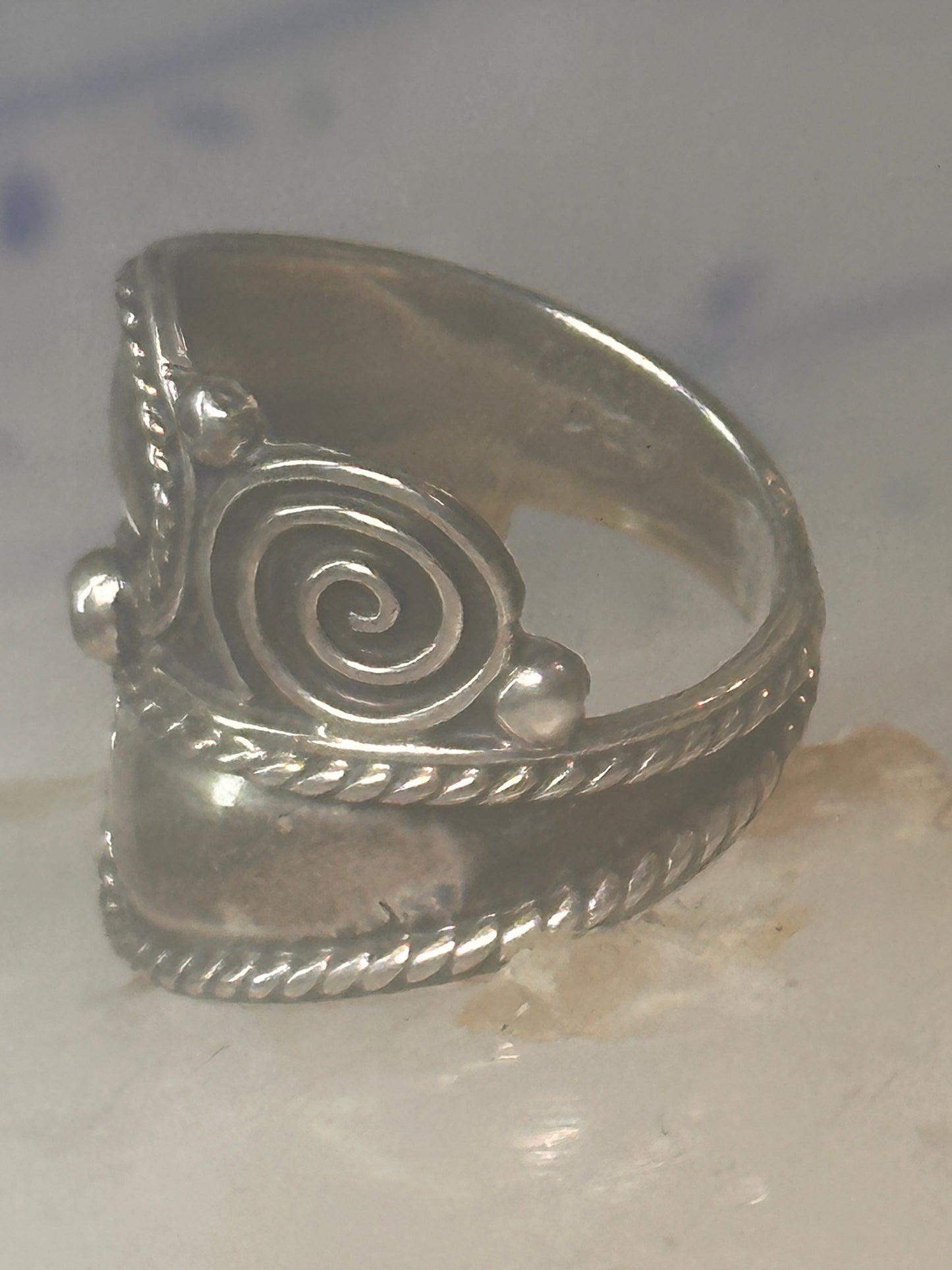 Vintage ring Cigar band Mexico spiral rope design size 6.25 Sterling silver women girls