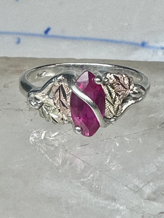 Black Hills gold ring leaves band red stone size 8.75 sterling silver women