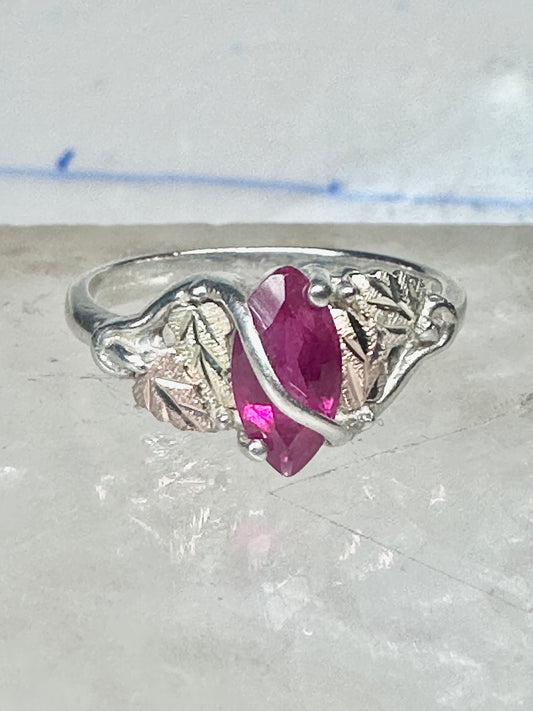 Black Hills gold ring leaves band red stone size 8.75 sterling silver women