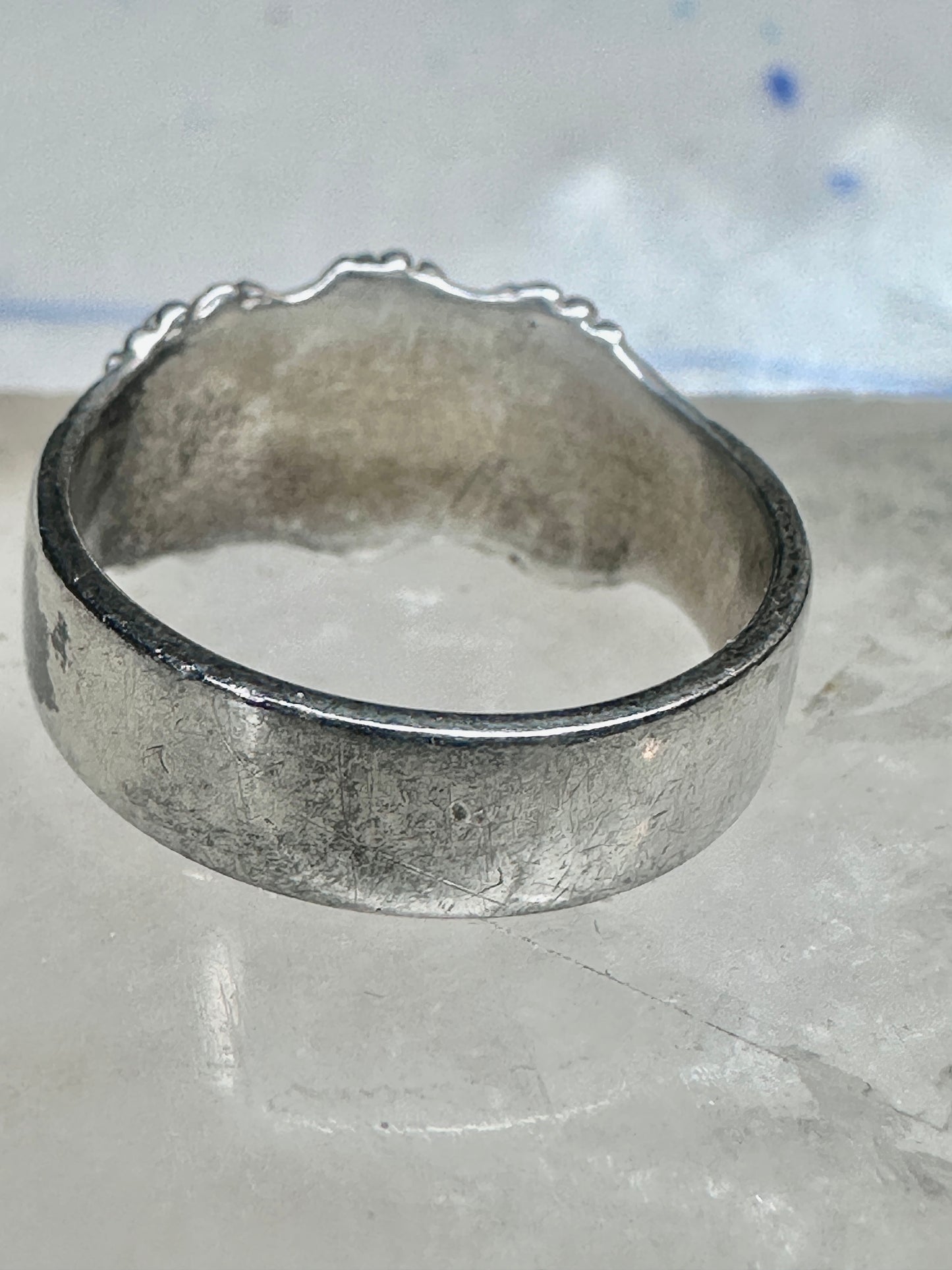 Black Hills gold ring leaves wedding band size 7.5 sterling silver women men