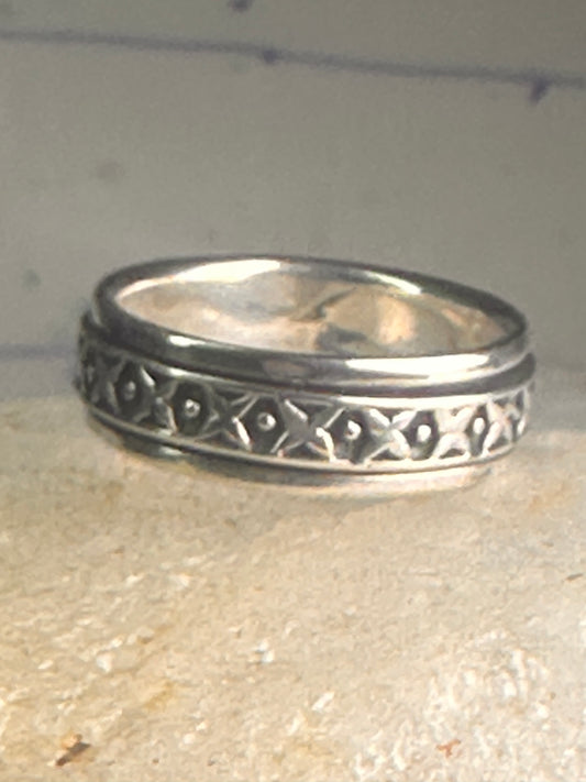 Spinner Ring wedding band XOXO geometric size 12.5 sterling silver women men