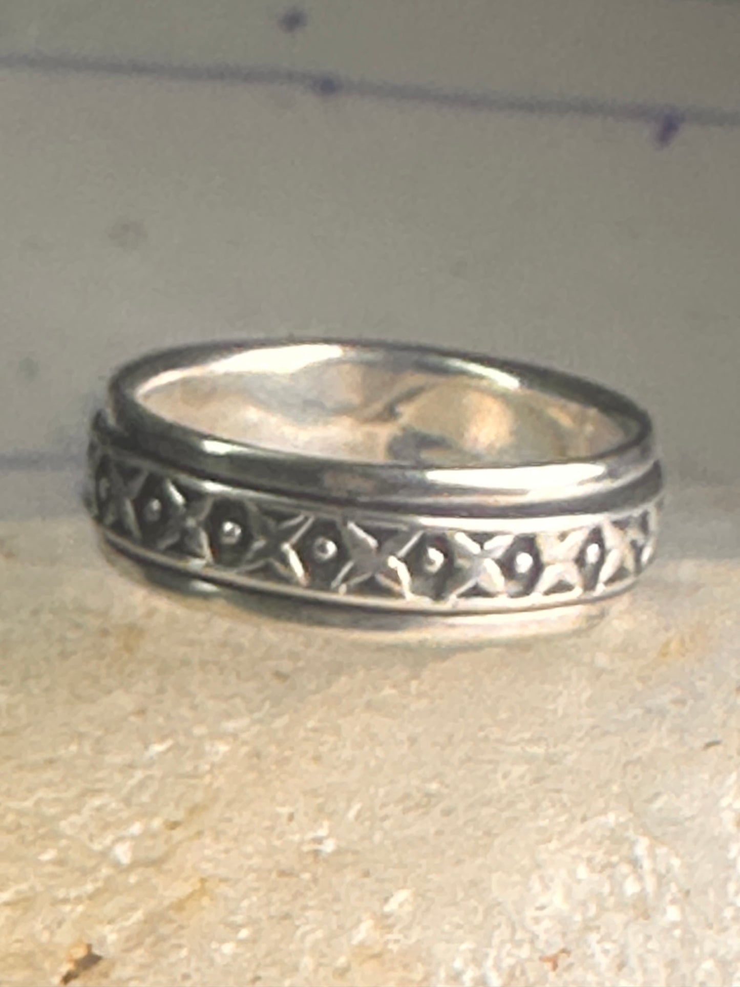Spinner Ring wedding band XOXO geometric size 12.5 sterling silver women men