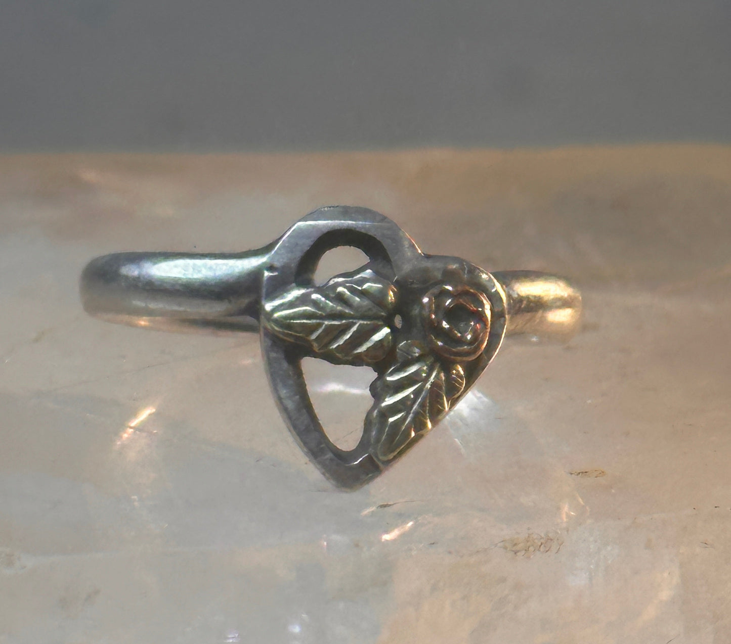Black Hills Gold ring heart leaves band Valentine love ring size 6 Sterling silver women girls