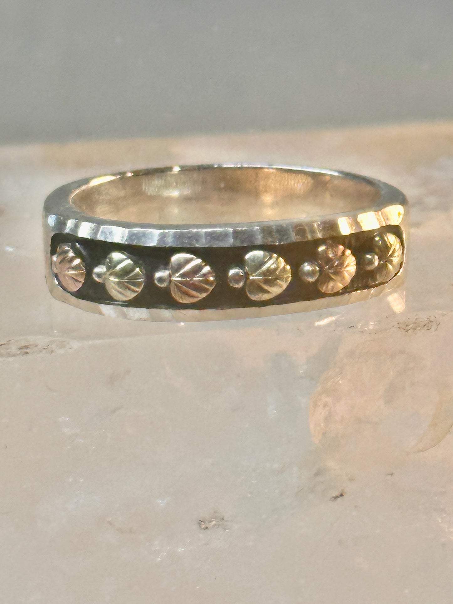 Black Hills Gold ring leaves wedding band love ring size 8 Sterling silver women men