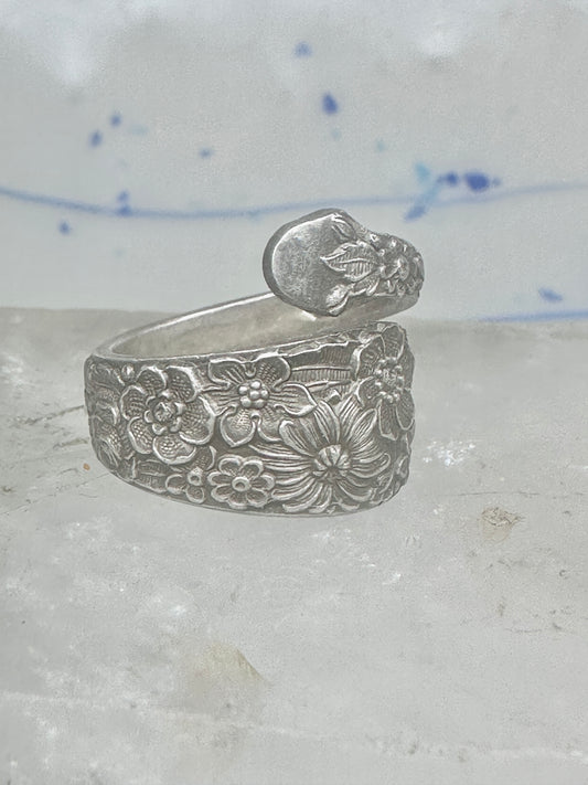 Spoon ring floral band size 7 Alvin flowers band sterling silver women