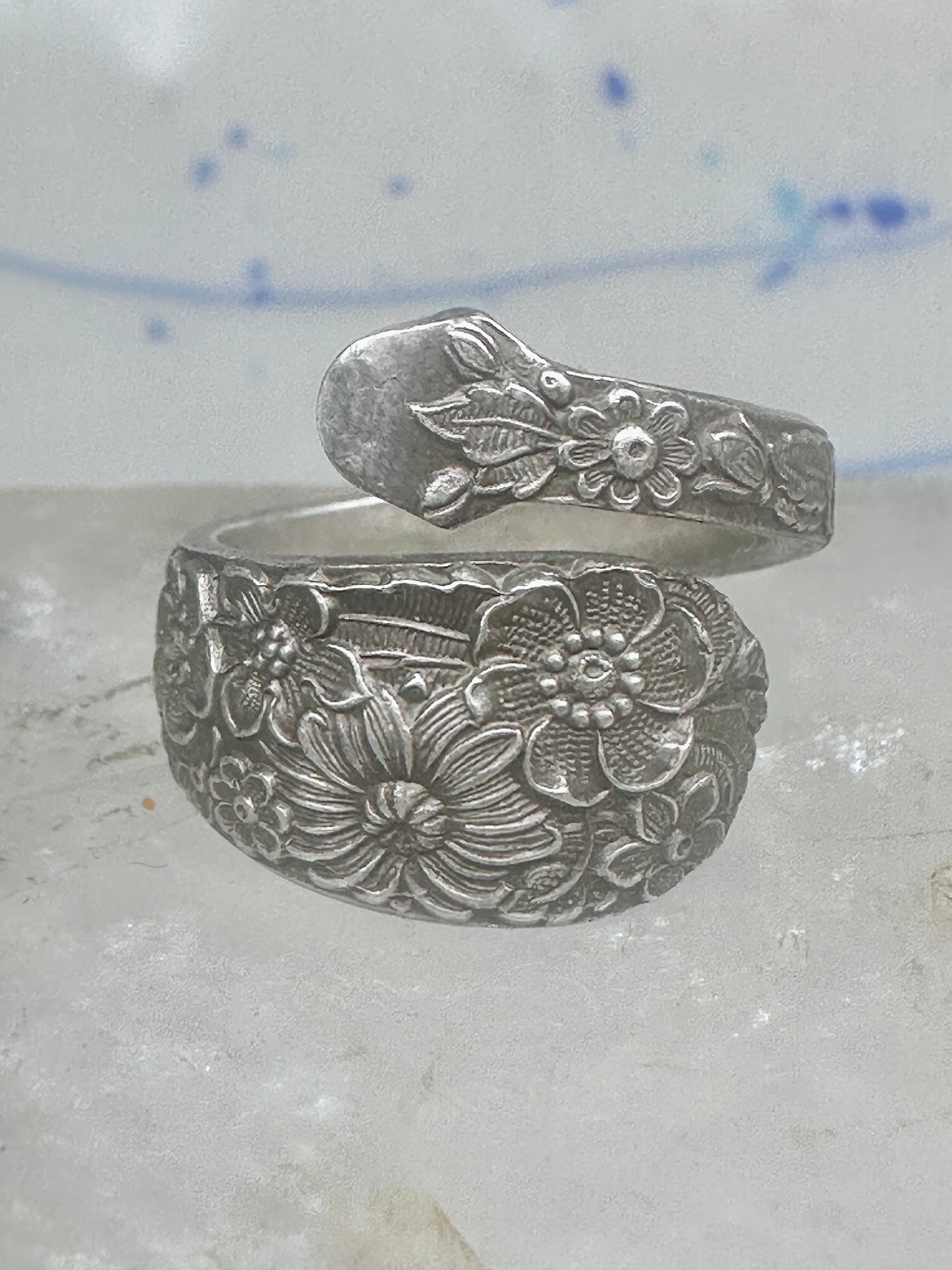 Spoon ring floral band size 7 Alvin flowers band sterling silver women