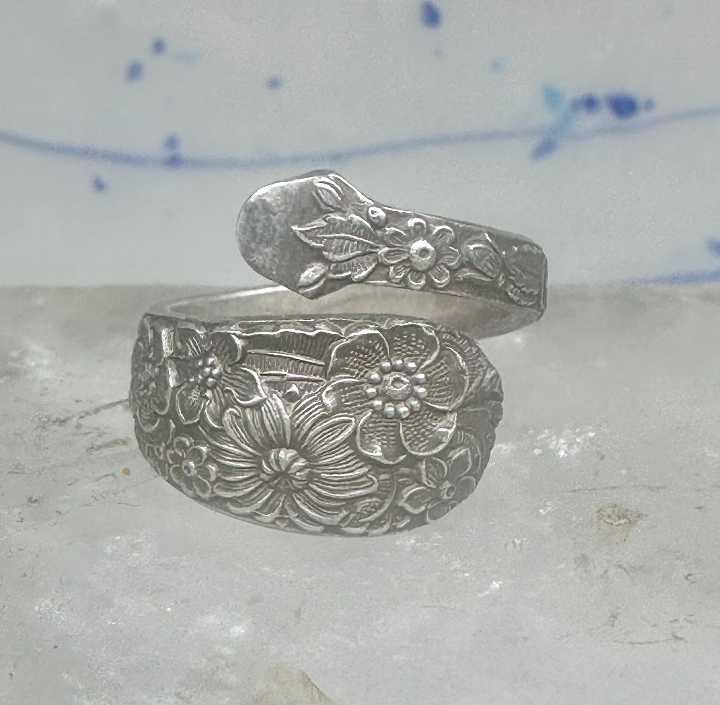 Spoon ring floral band size 7 Alvin flowers band sterling silver women