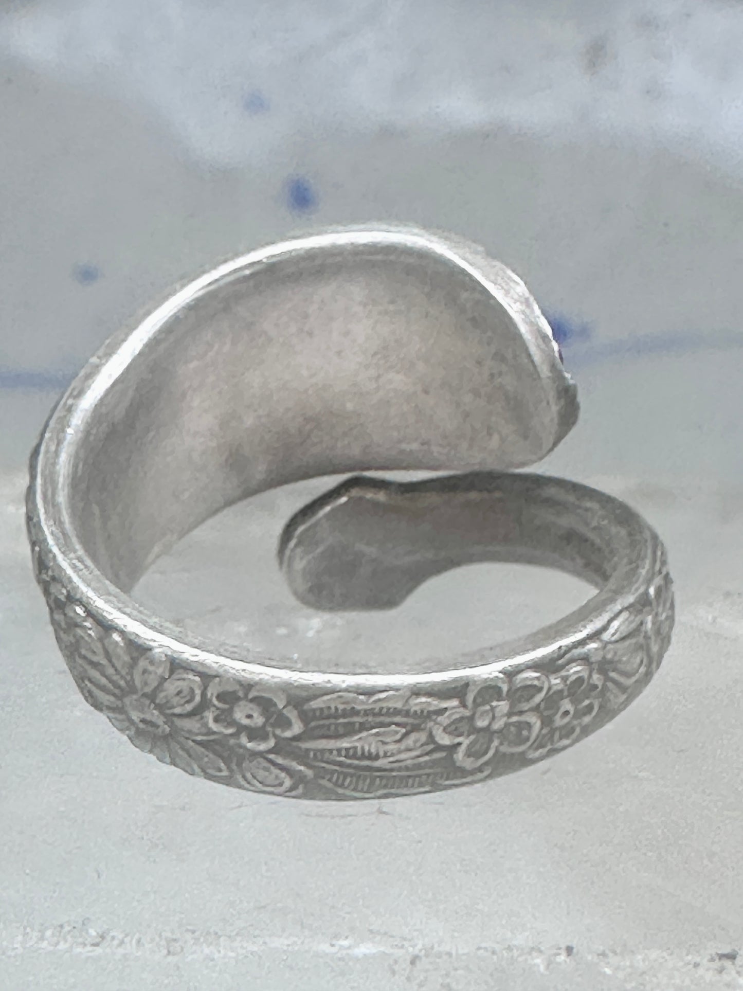 Spoon ring floral band size 7 Alvin flowers band sterling silver women
