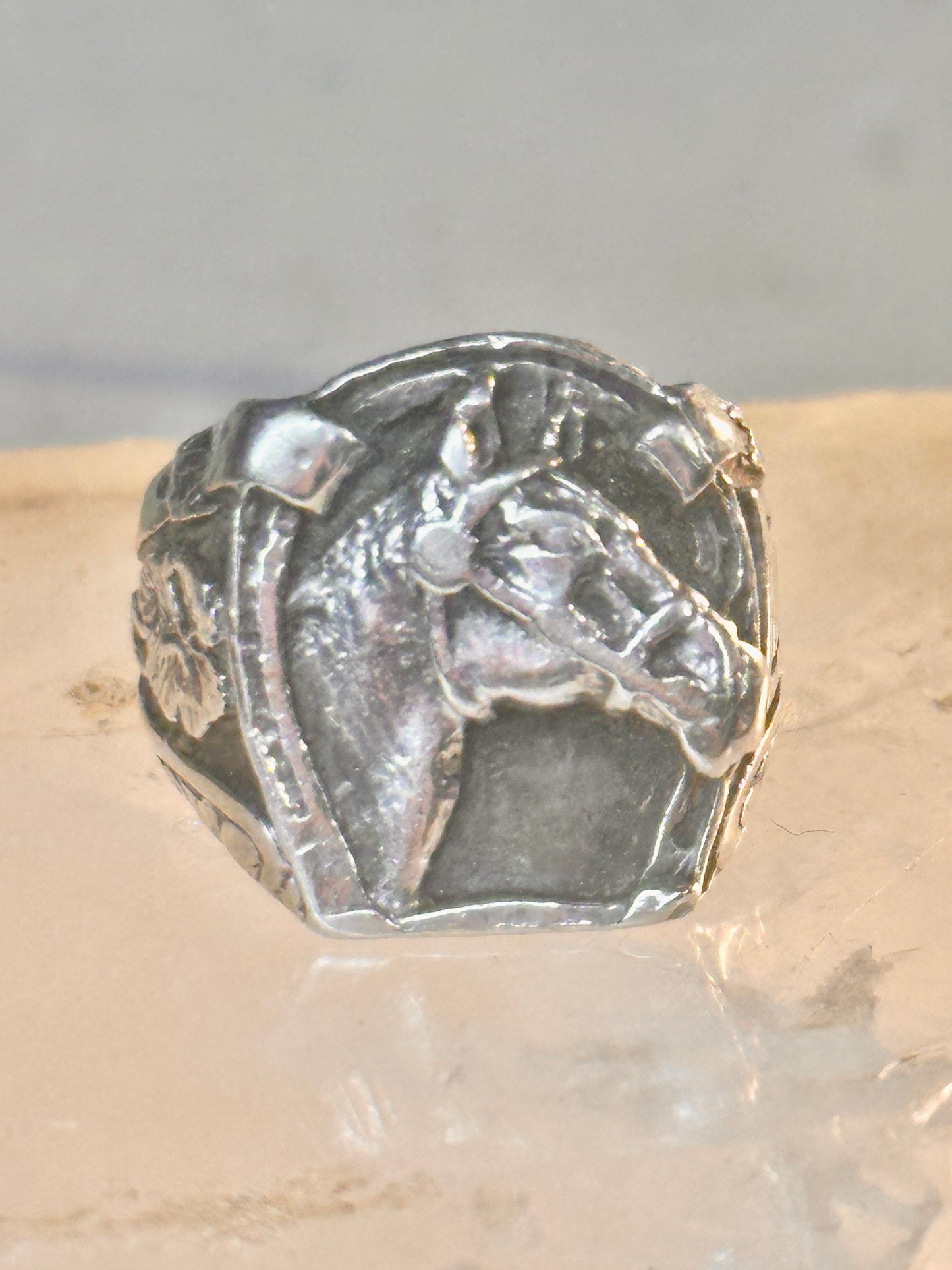 Horse ring Horseshoe band southwest cowgirl band ring size 7 Sterling silver women men