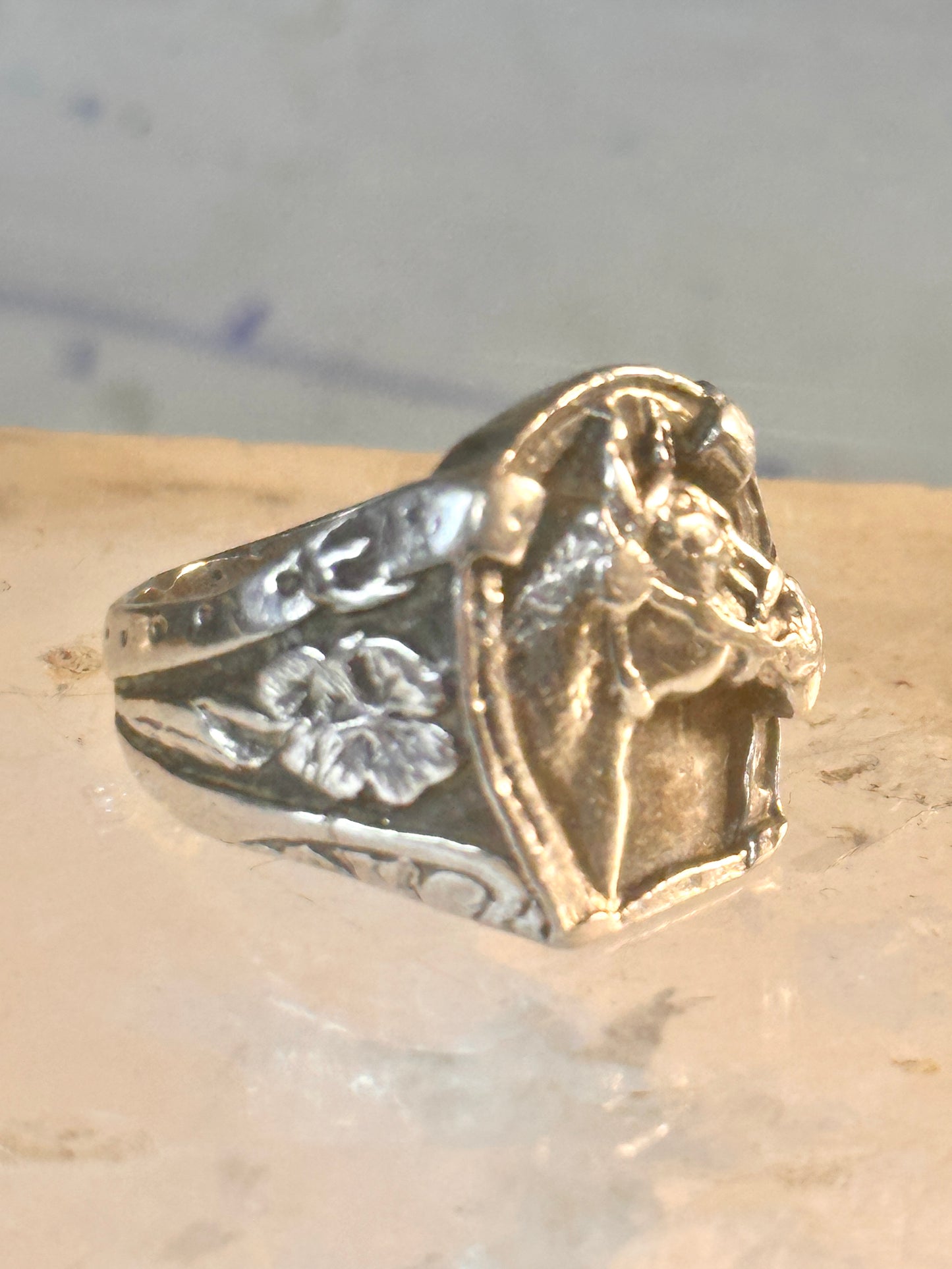 Horse ring Horseshoe band southwest cowgirl band ring size 7 Sterling silver women men