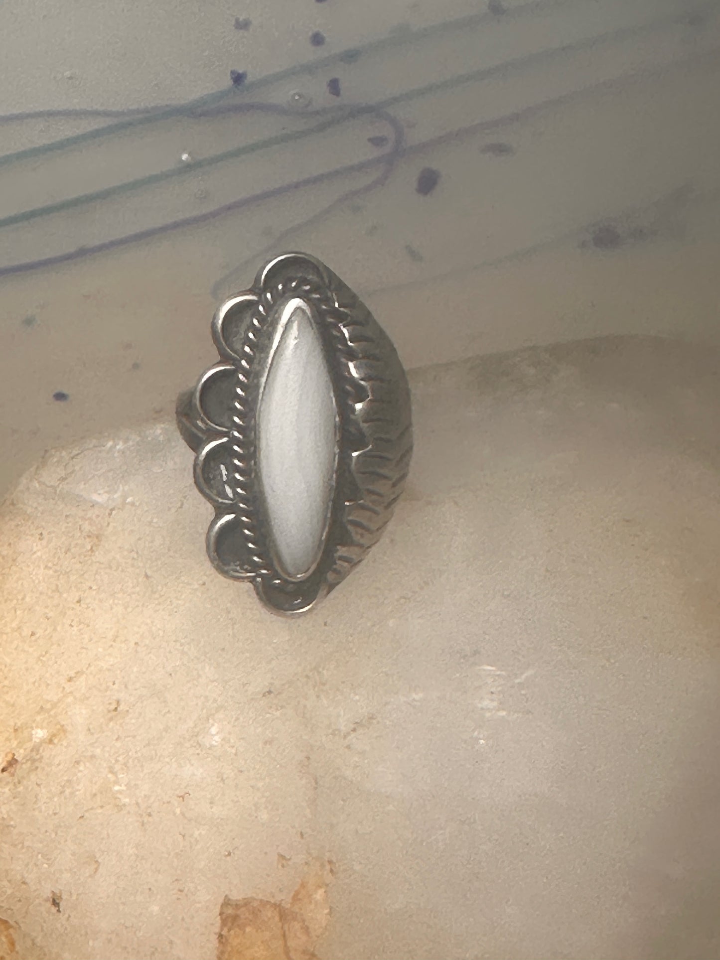 Long agate ring Navajo leaf leaves Size 8.25 sterling silver women