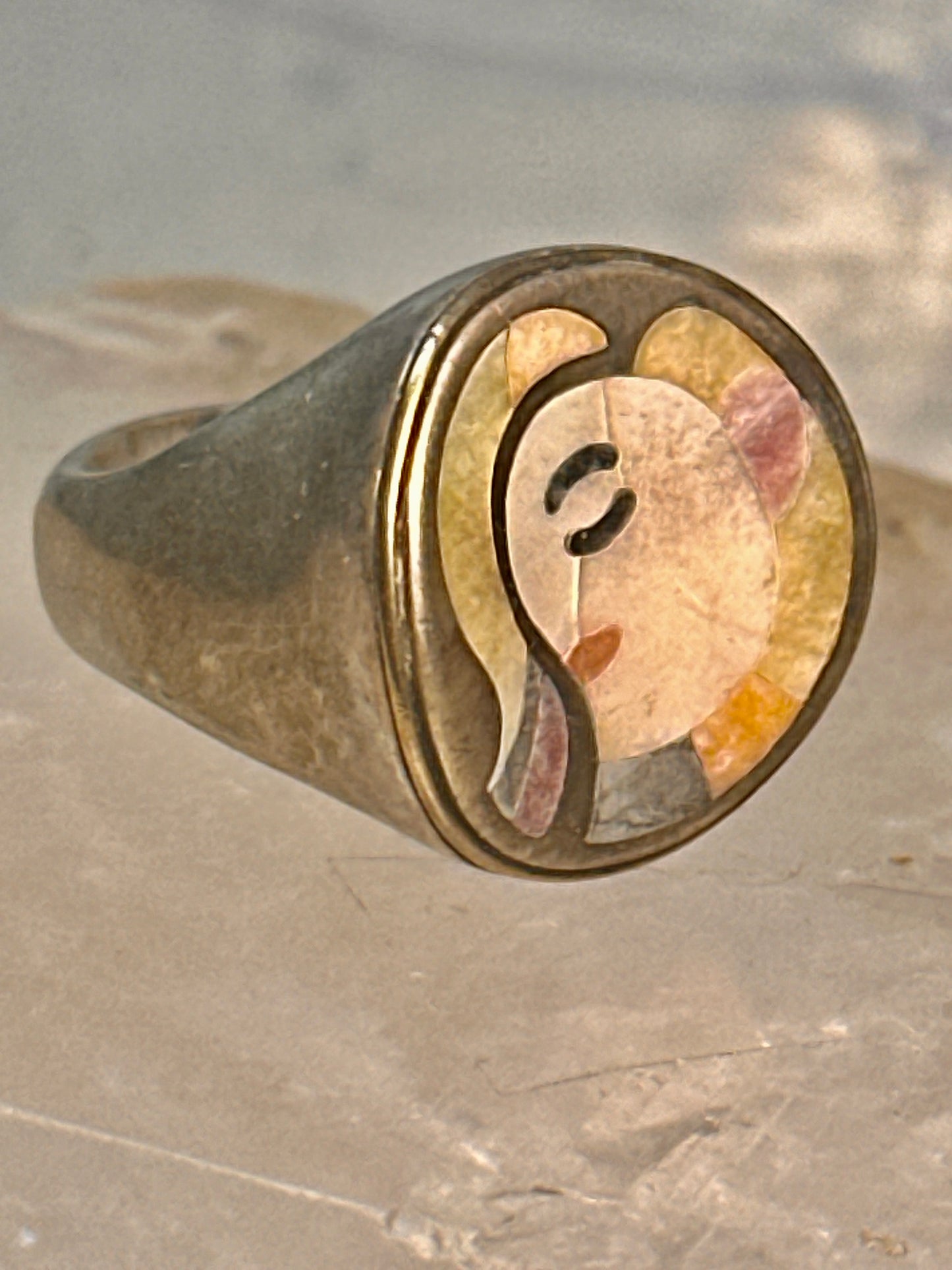Eric Grossbardt face ring size 5 mop spiny oyster sterling silver detailed w18K women