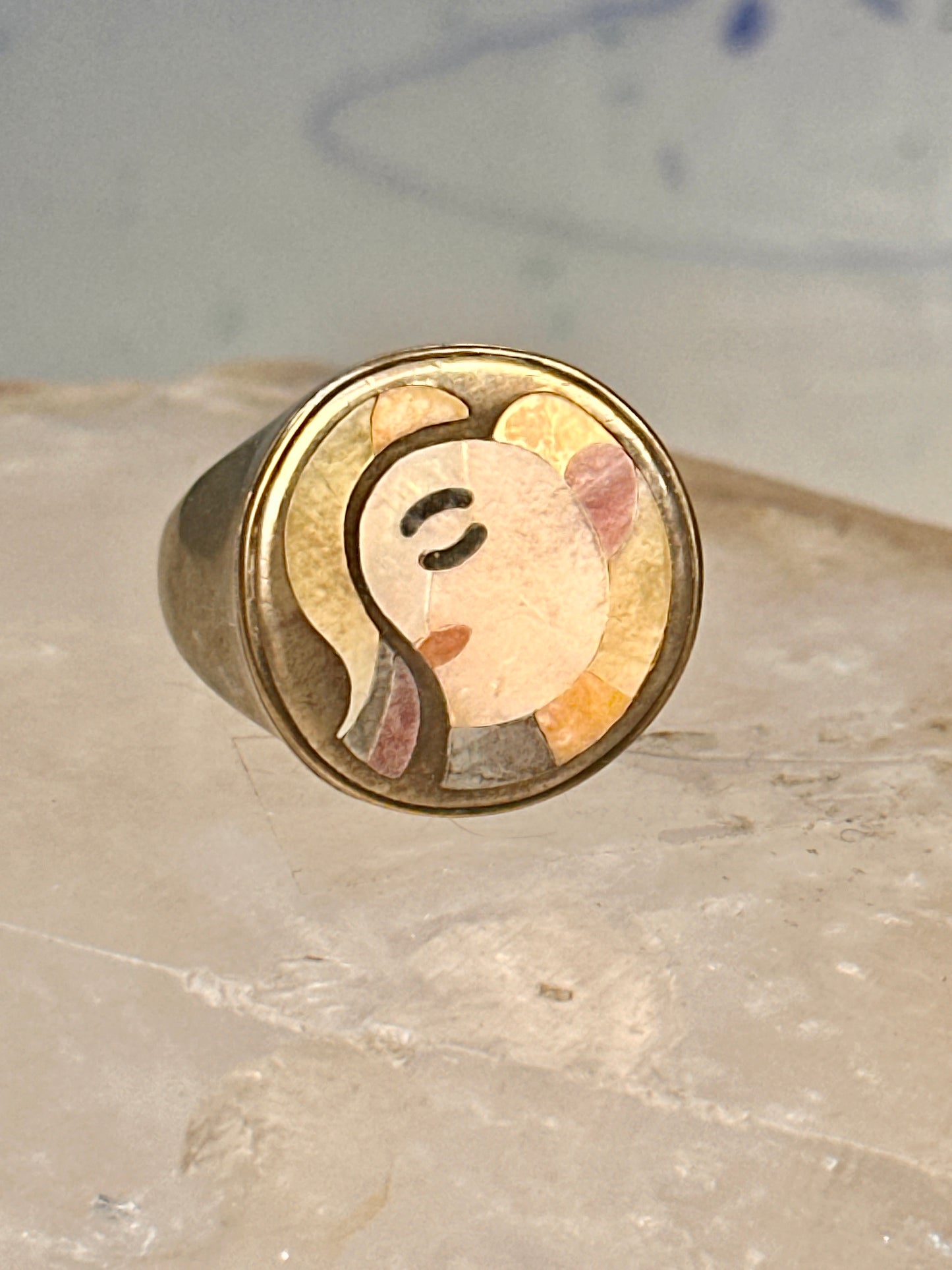 Eric Grossbardt face ring size 5 mop spiny oyster sterling silver detailed w18K women