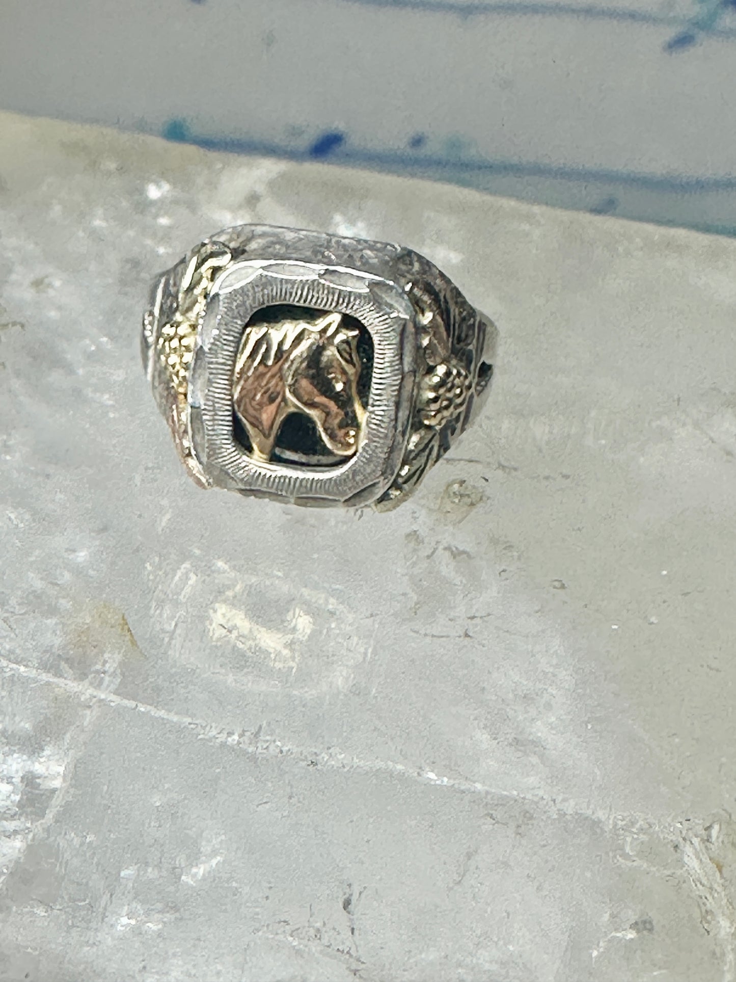 Black Hills Gold Ring onyx horse leaves cowgirl band sterling silver size 6 women