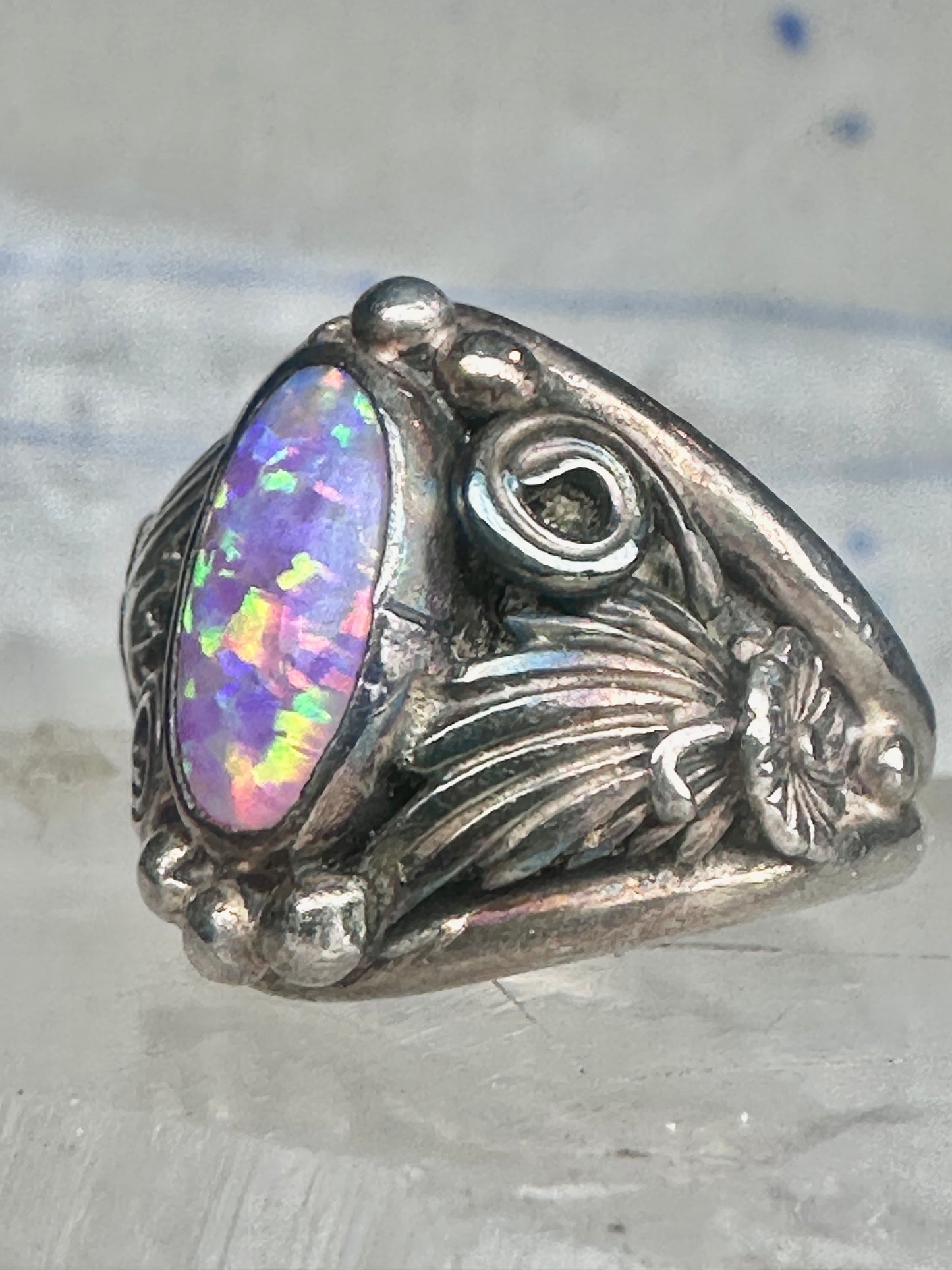 Navajo lab opal ring Nila Cook Johnson leaves band size 7  sterling silver women