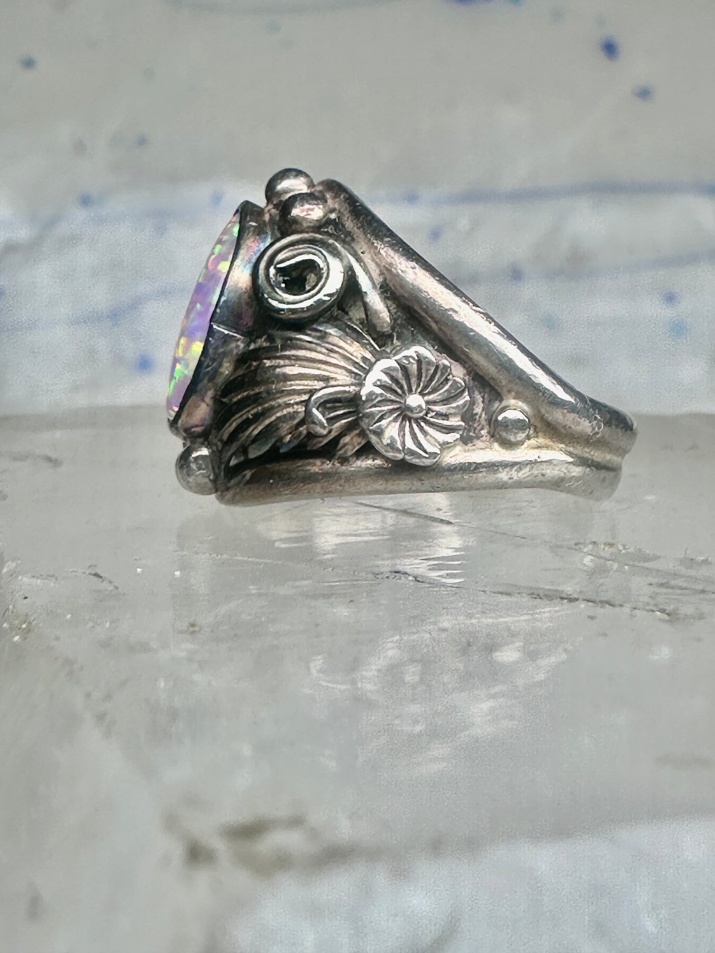 Navajo lab opal ring Nila Cook Johnson leaves band size 7  sterling silver women