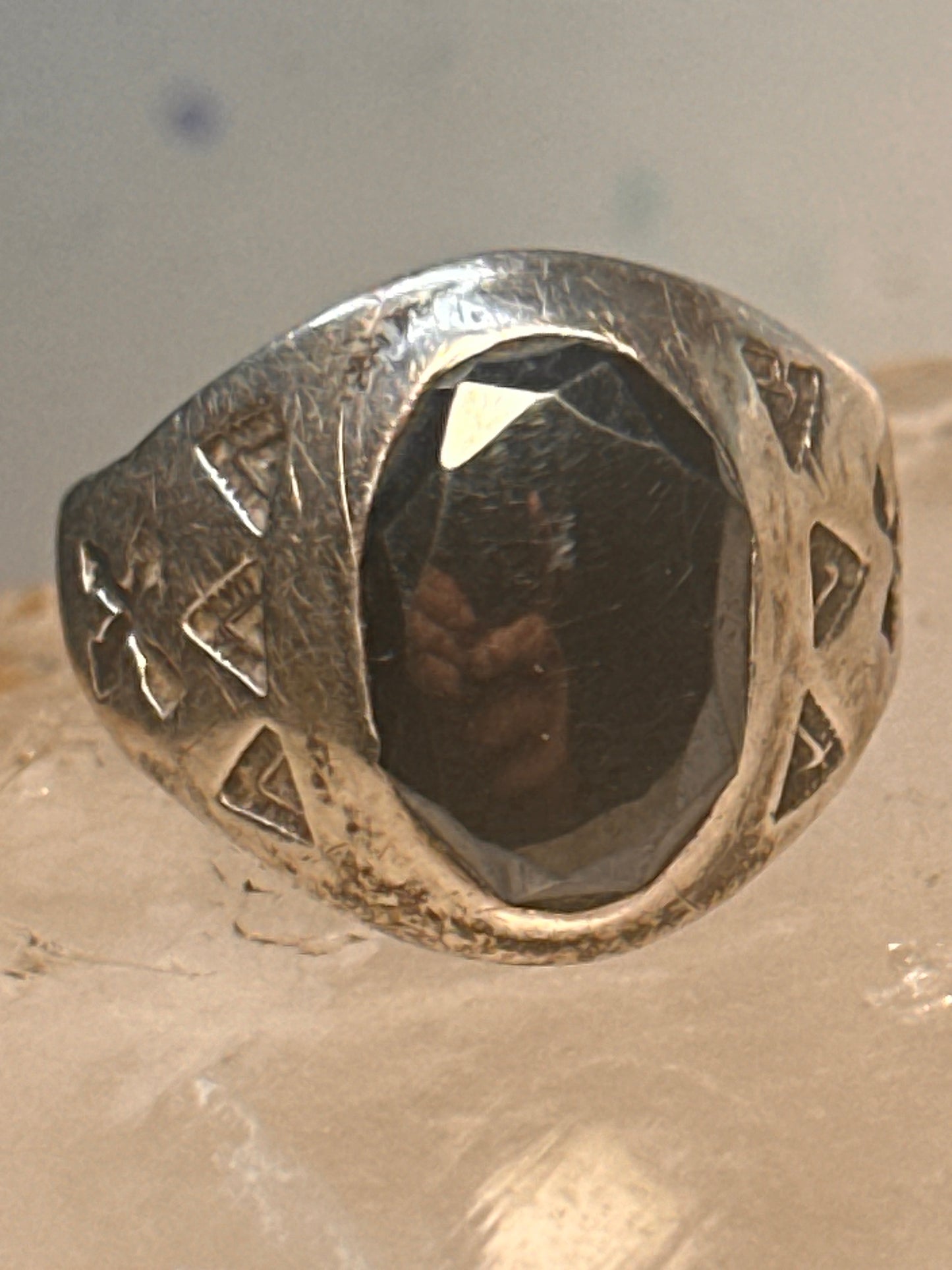 Onyx ring Navajo size 9.25 crossed arrows band sterling silver women men