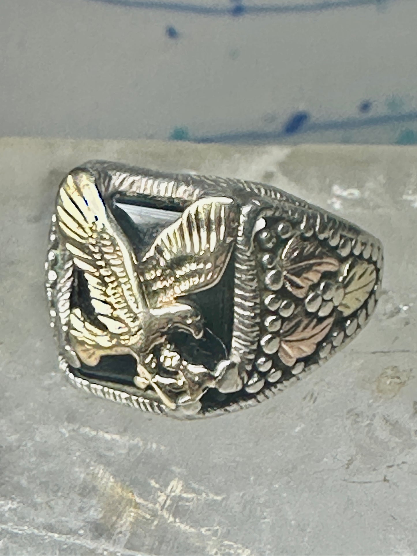 Black Hills Gold Ring eagle leaves Onyx band sterling silver size 8.75 men women