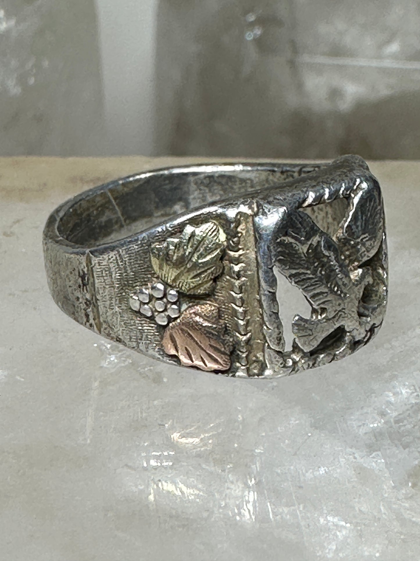 Black Hills Gold  ring Eagle leaves  size 8.75 sterling silver women men