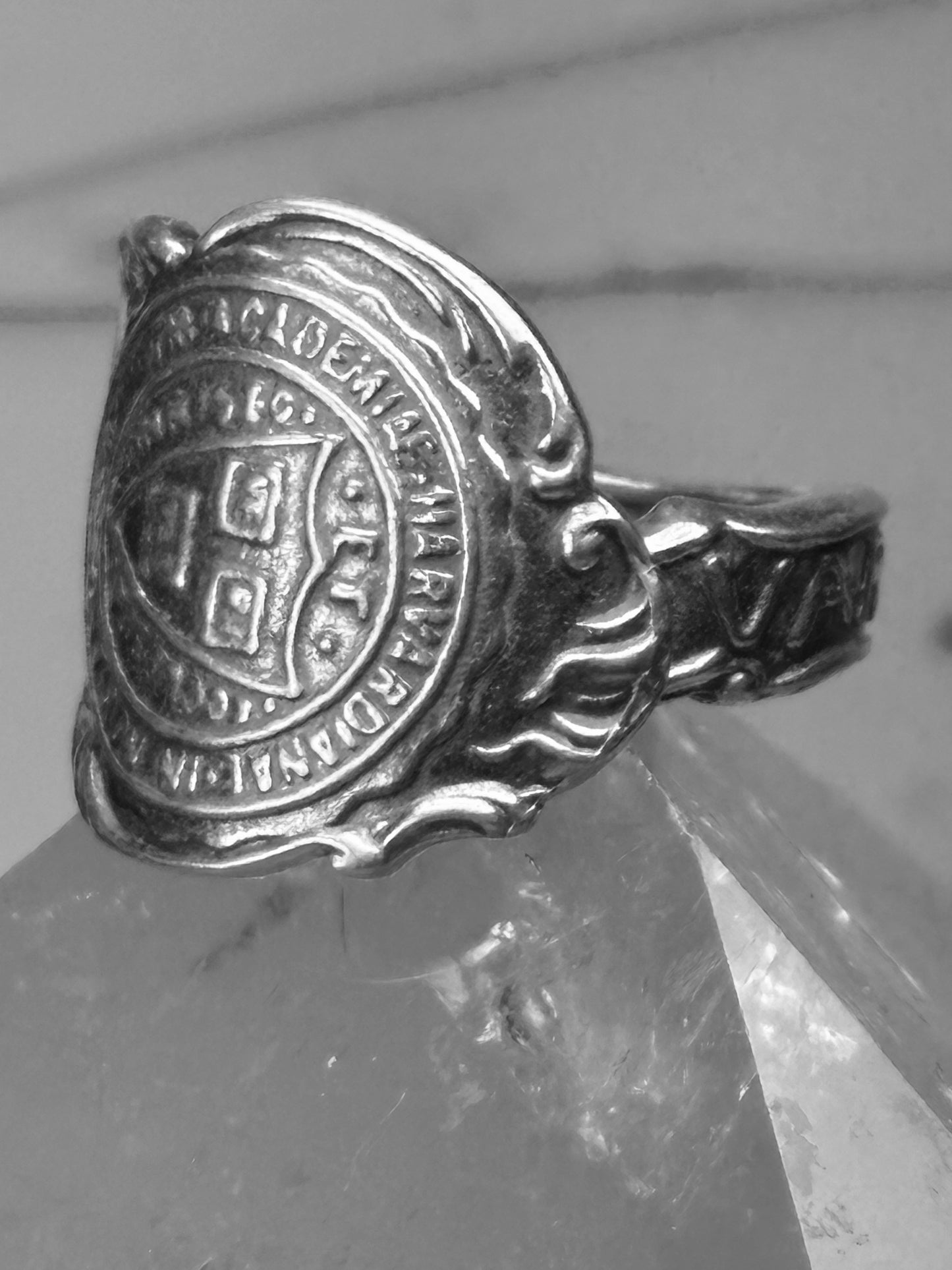 Harvard Spoon ring Alumnae Graduate  band size 7.50 sterling silver women