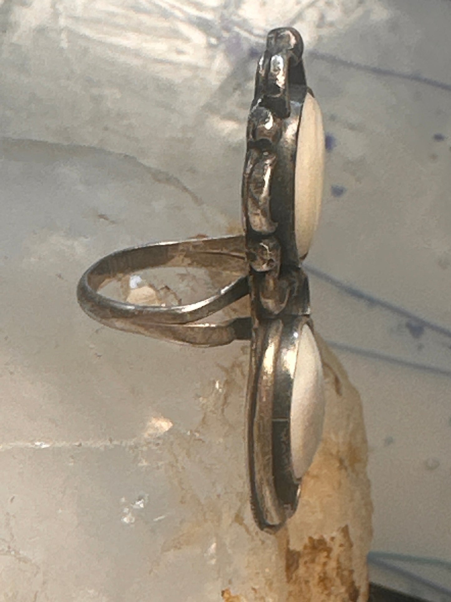 Navajo long ring mother of pearl size 5.7 scalloped beaded sterling silver women