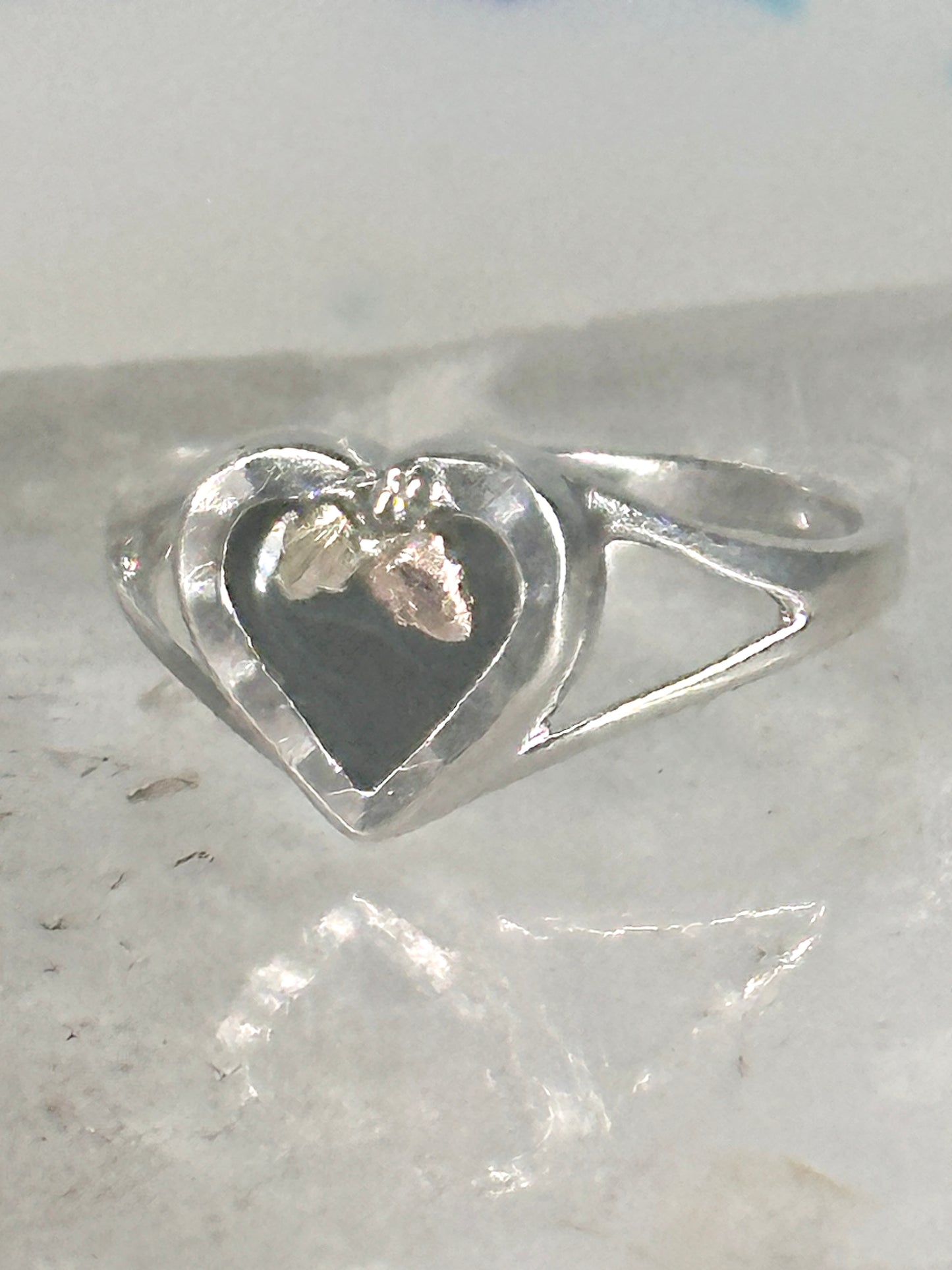 Black Hills Gold ring leaves heart Valentine onyx pinky band size 5.2 sterling silver women girls