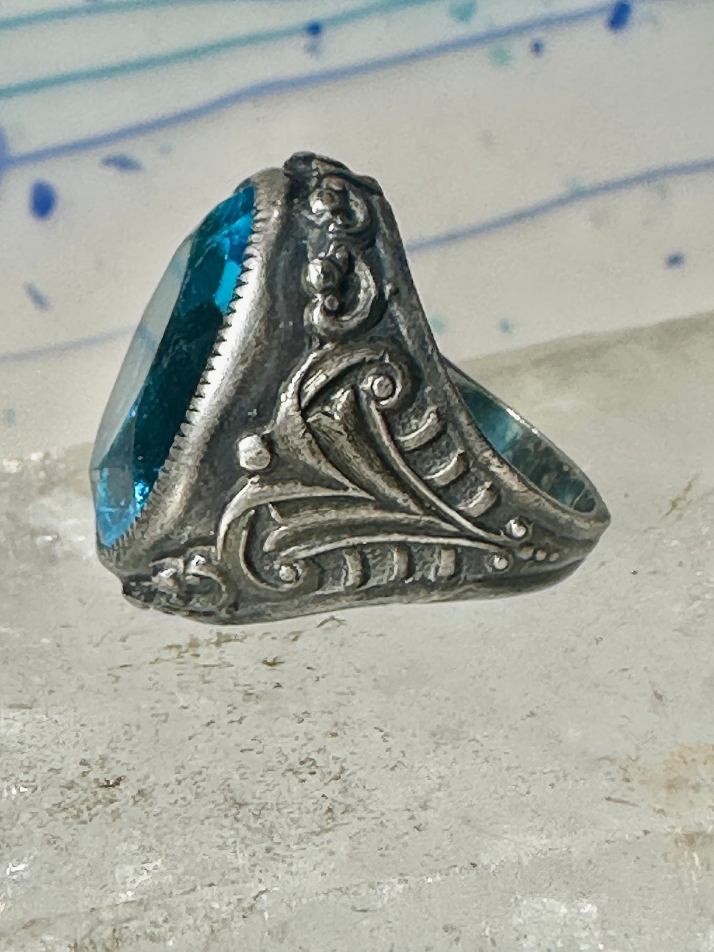 Art Deco Ring size 4.25 Ocean color Blue Glass sterling silver pinky women