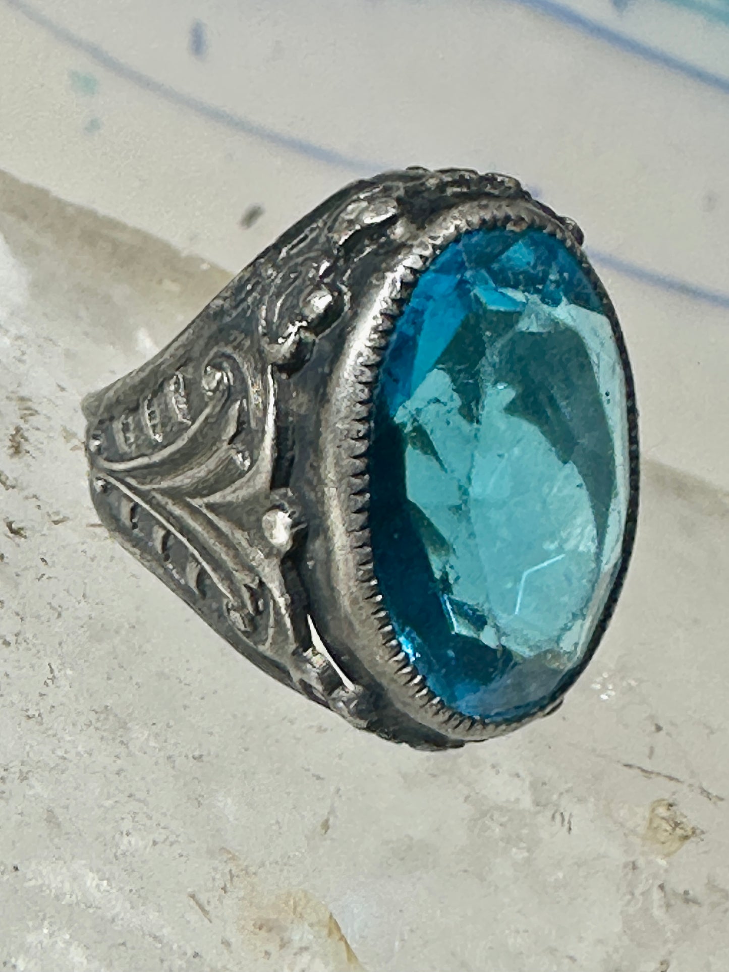 Art Deco Ring size 4.25 Ocean color Blue Glass sterling silver pinky women