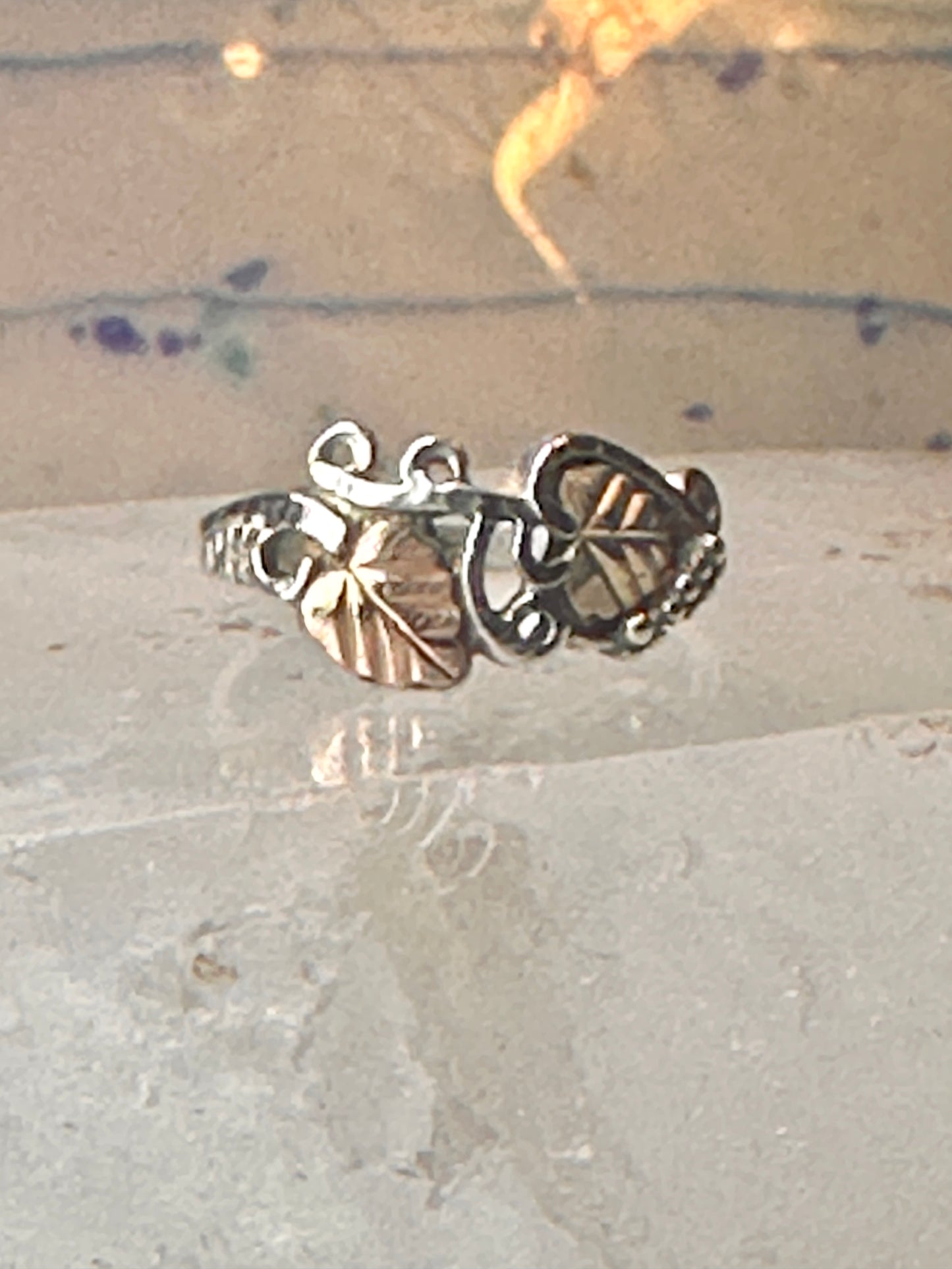 Black Hills Gold ring floral band size 7 sterling silver women girls