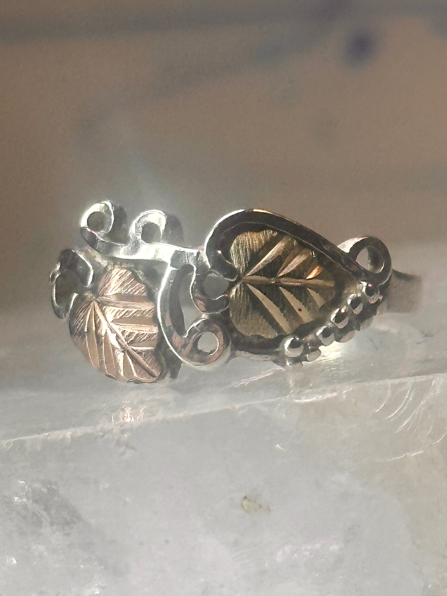 Black Hills Gold ring floral band size 7 sterling silver women girls