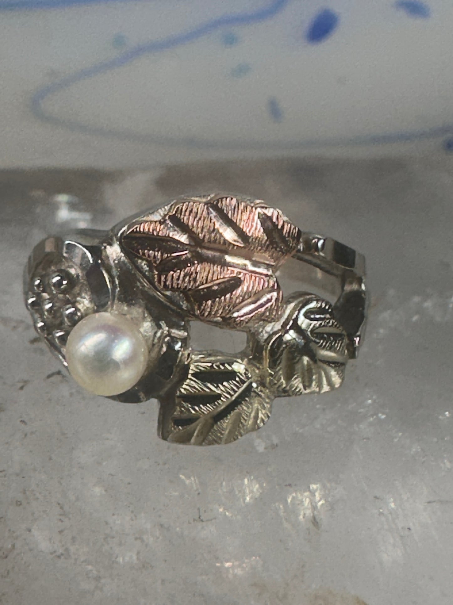 Black Hills Gold ring Pearl band size 6 sterling silver women girls 10K