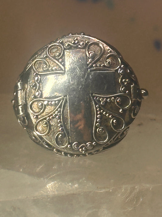 Poison ring Cross Religious band size 7 sterling silver women girls
