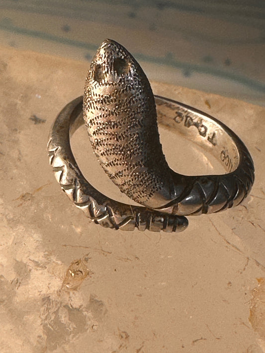 Snake ring  band size 6  sterling silver  Mexico signed