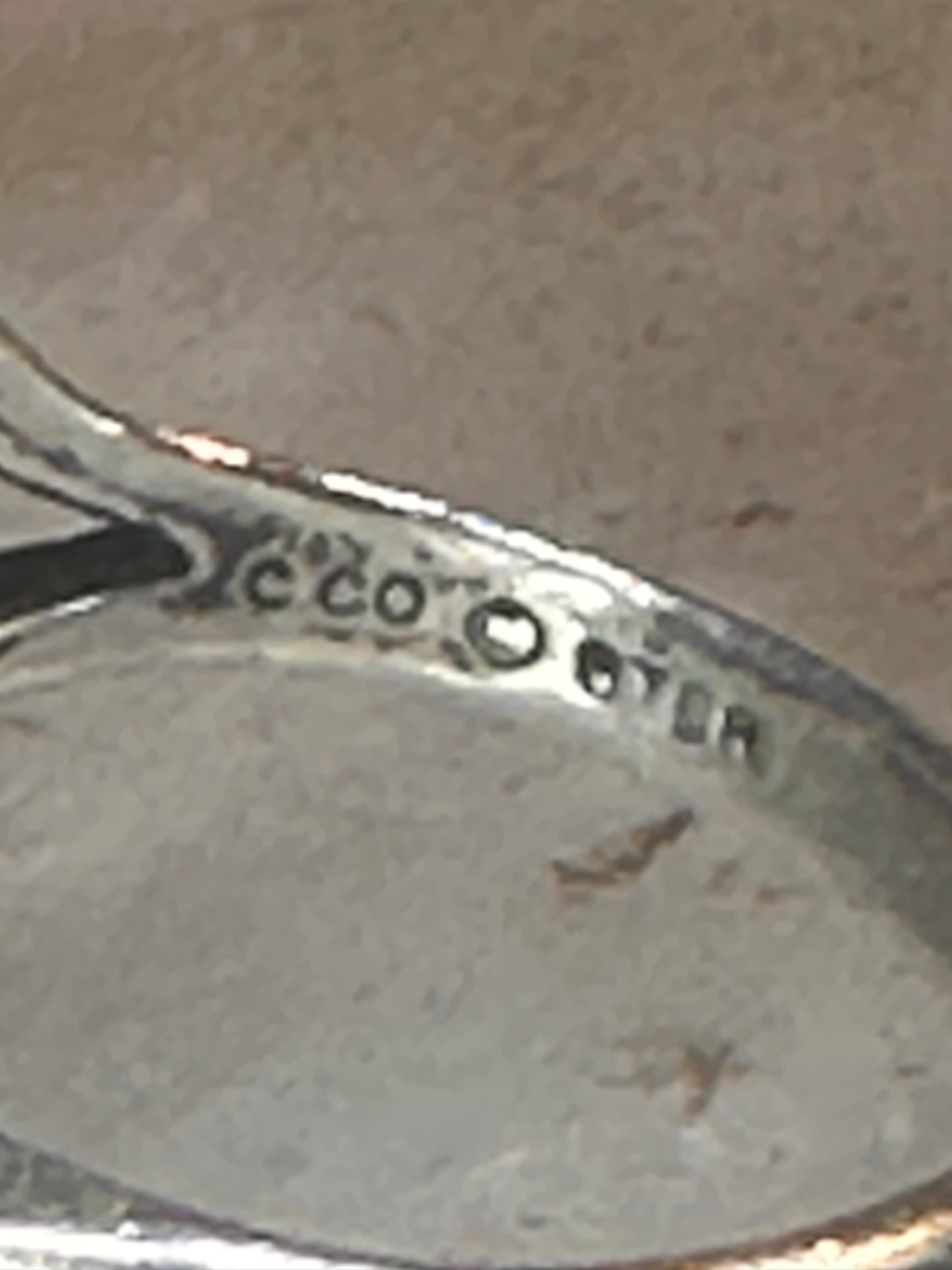 Black Hills Gold ring onyx band leaves size 3 sterling silver women