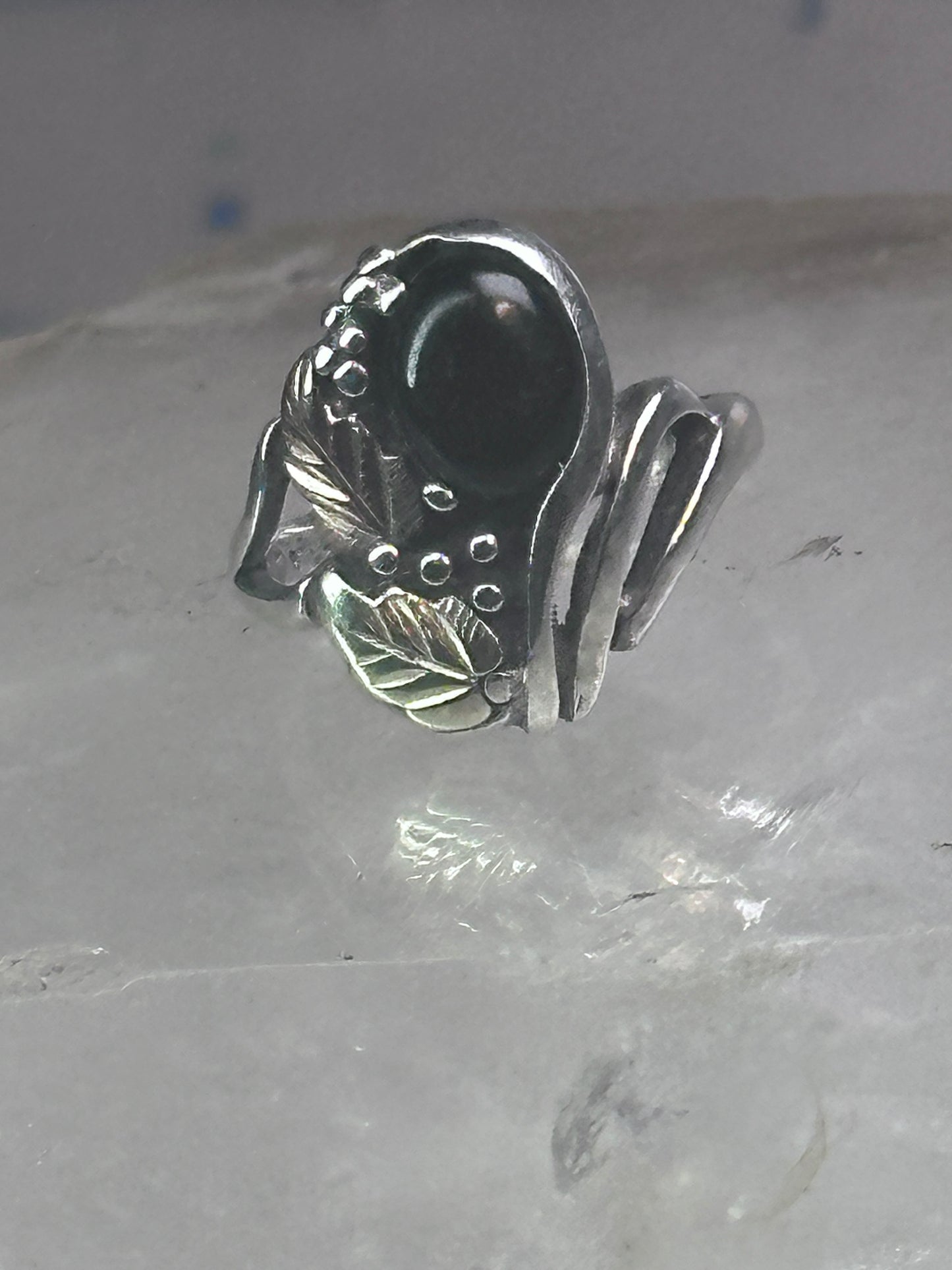Black Hills Gold ring onyx band leaves size 3 sterling silver women