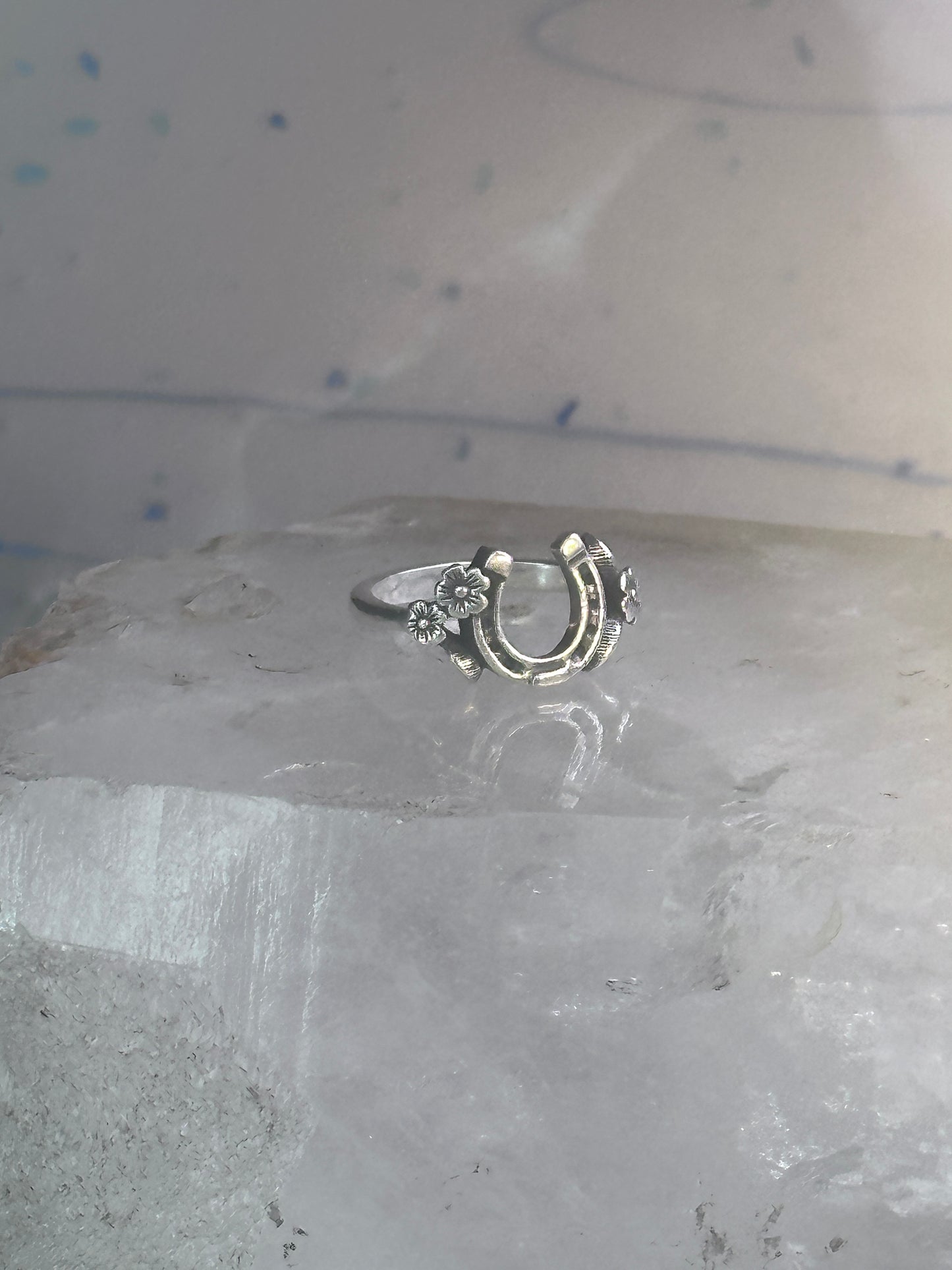 Horseshoe Ring James Avery leaves Good Luck band size 4 pinky sterling silver women girls