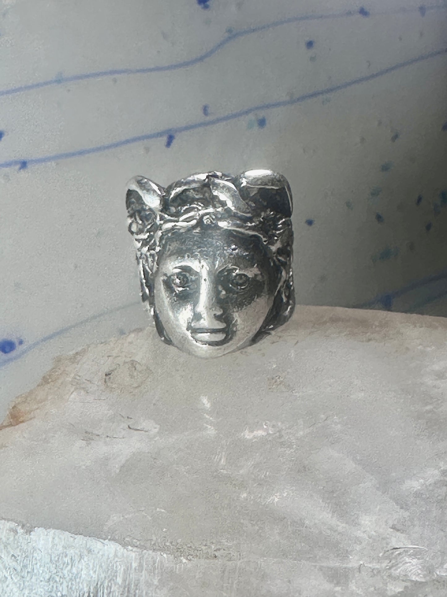 Face ring classic mythology woman band birds or snakes head Medusa?sterling silver size 5.75 women