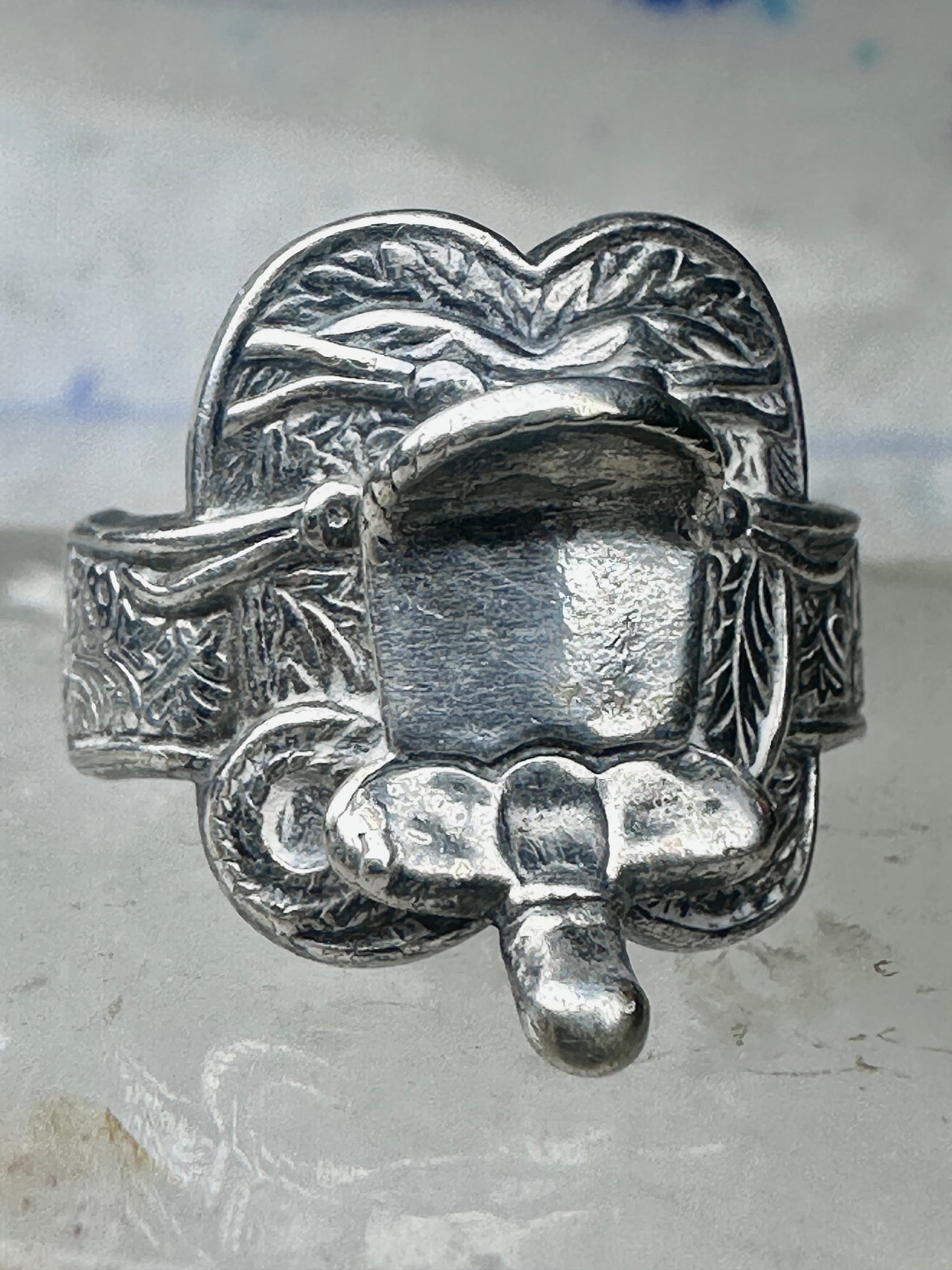 Saddle ring cowgirl band size 8.25 southwestern sterling silver