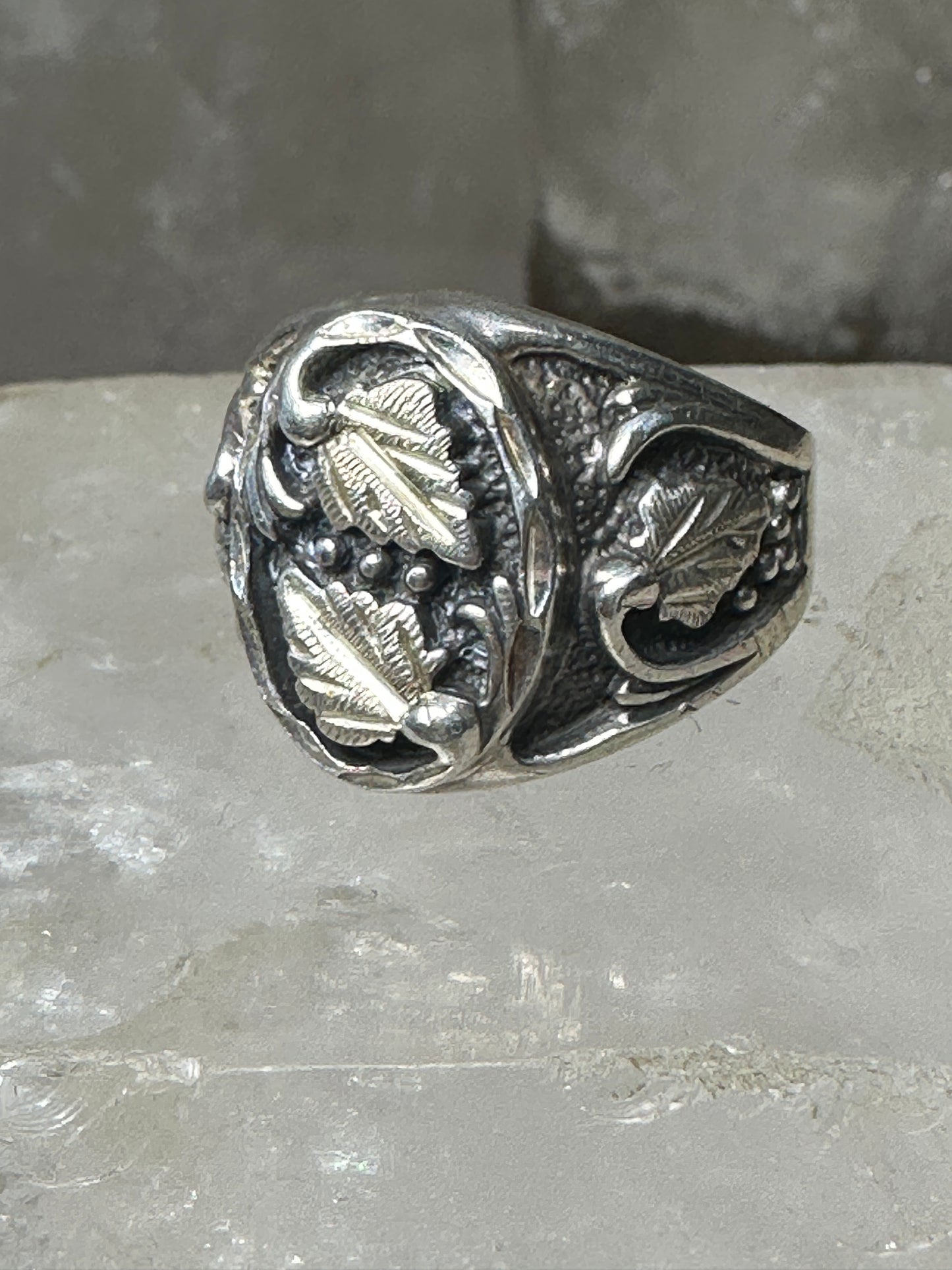 Black Hills Gold ring leaves  size 9.25 sterling silver men women