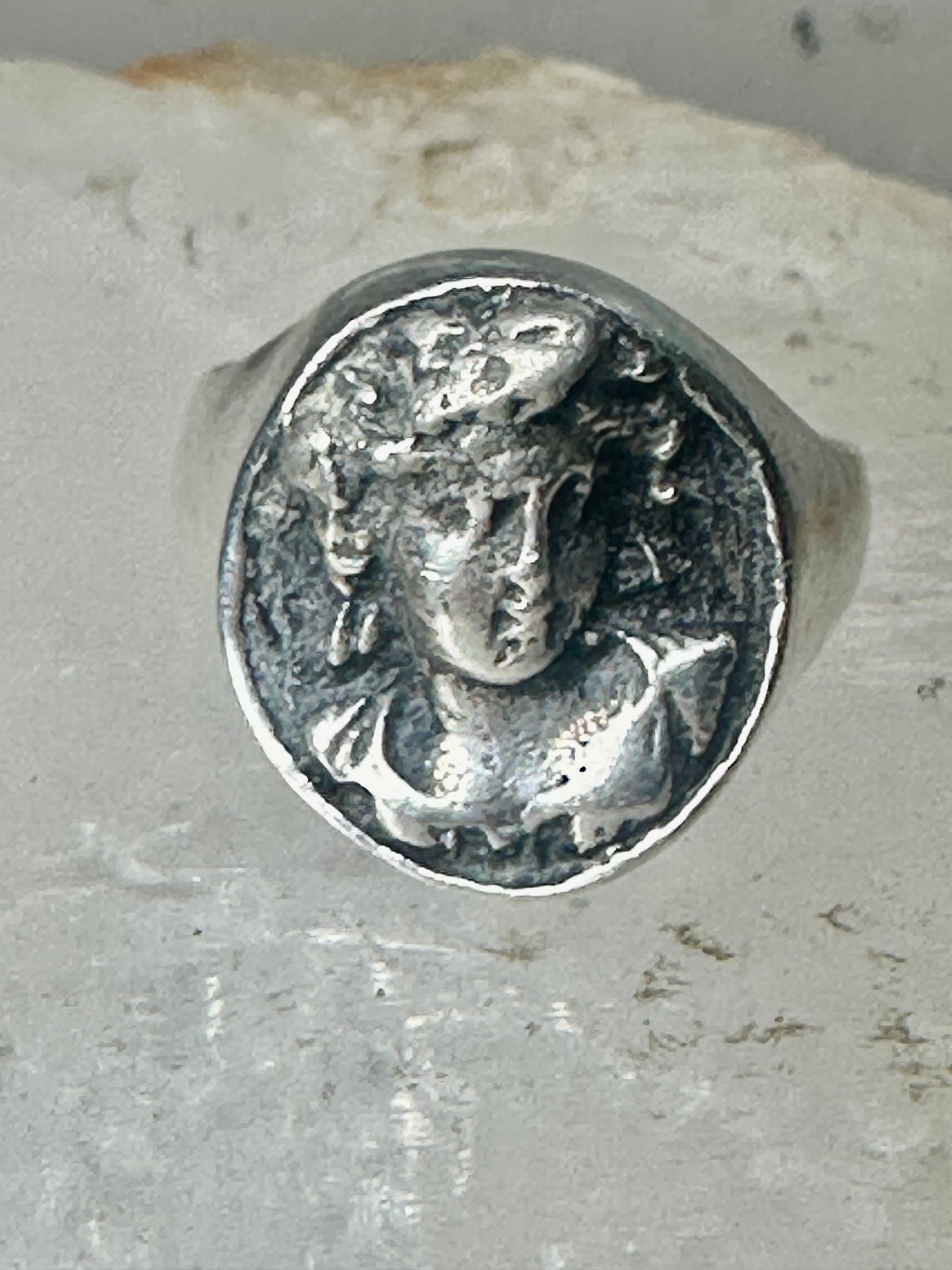 Classical face ring Art Deco figurative size 9 sterling silver women