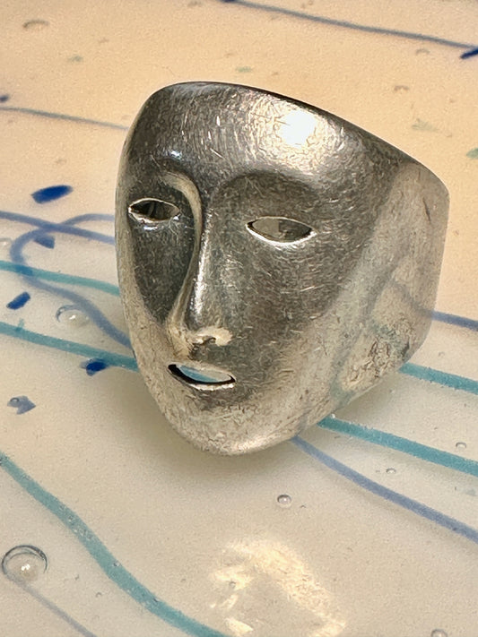 Face ring size 5.75 classic figurative face Alien Mask Sterling silver women
